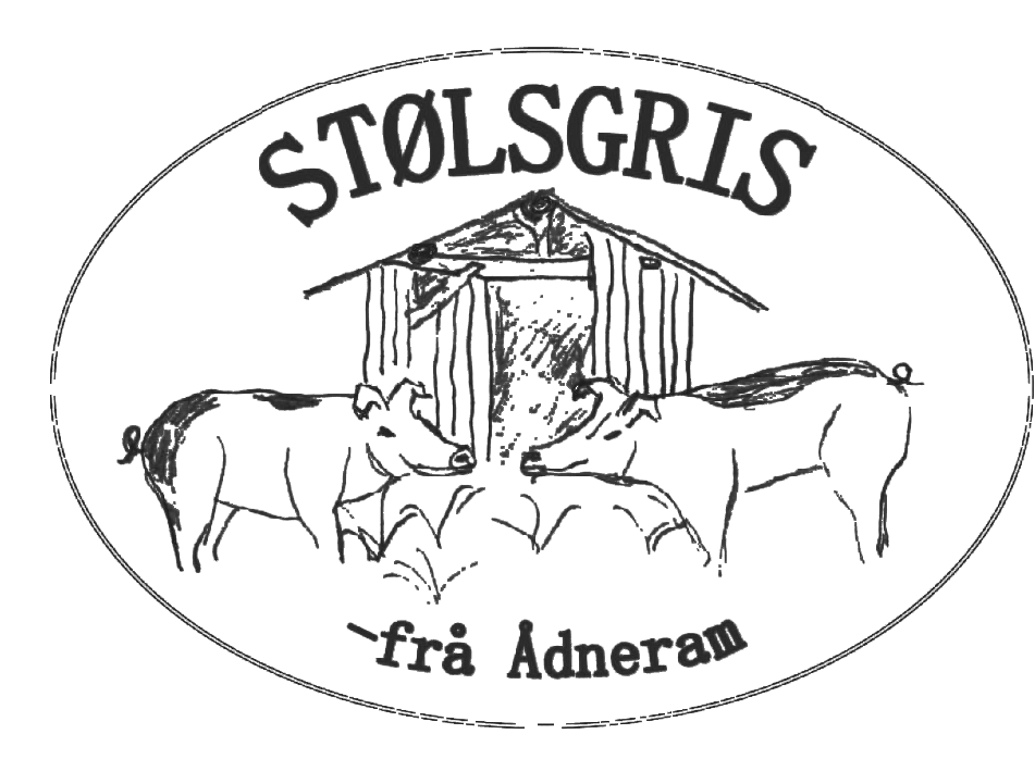 En svart-hvitt logo med bildet av to griser som står foran en avlang låve, med teksten «STØLSGRIS» øverst og «fra Anderan» nederst.