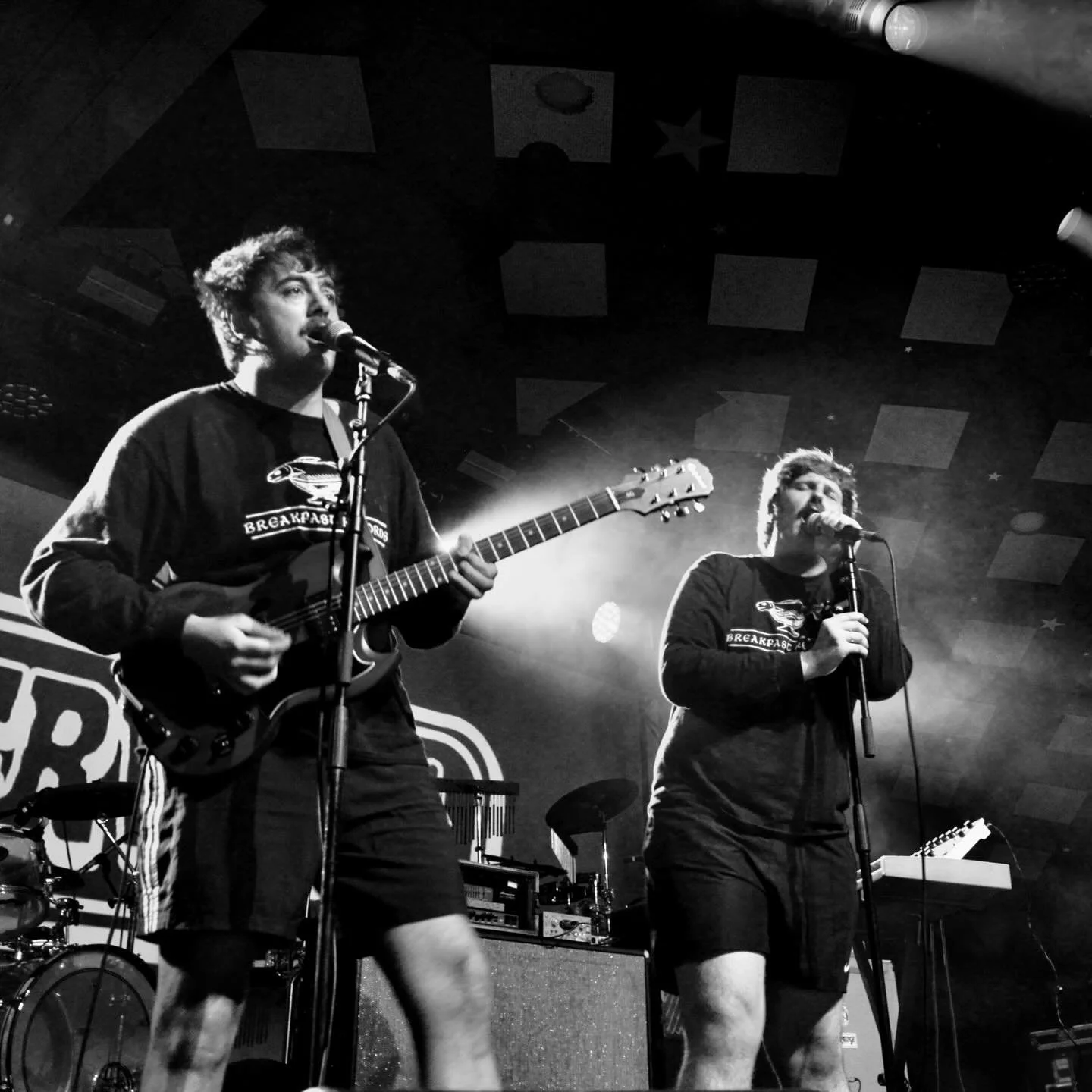 Getdown Services are killing it!!🔥 Their Jools Holland performance of The Radiator just dropped (your sign to watch it!) and in between cities on the sold out Supacabra Super Furry Animals tour they&rsquo;ve just announced the release of their secon