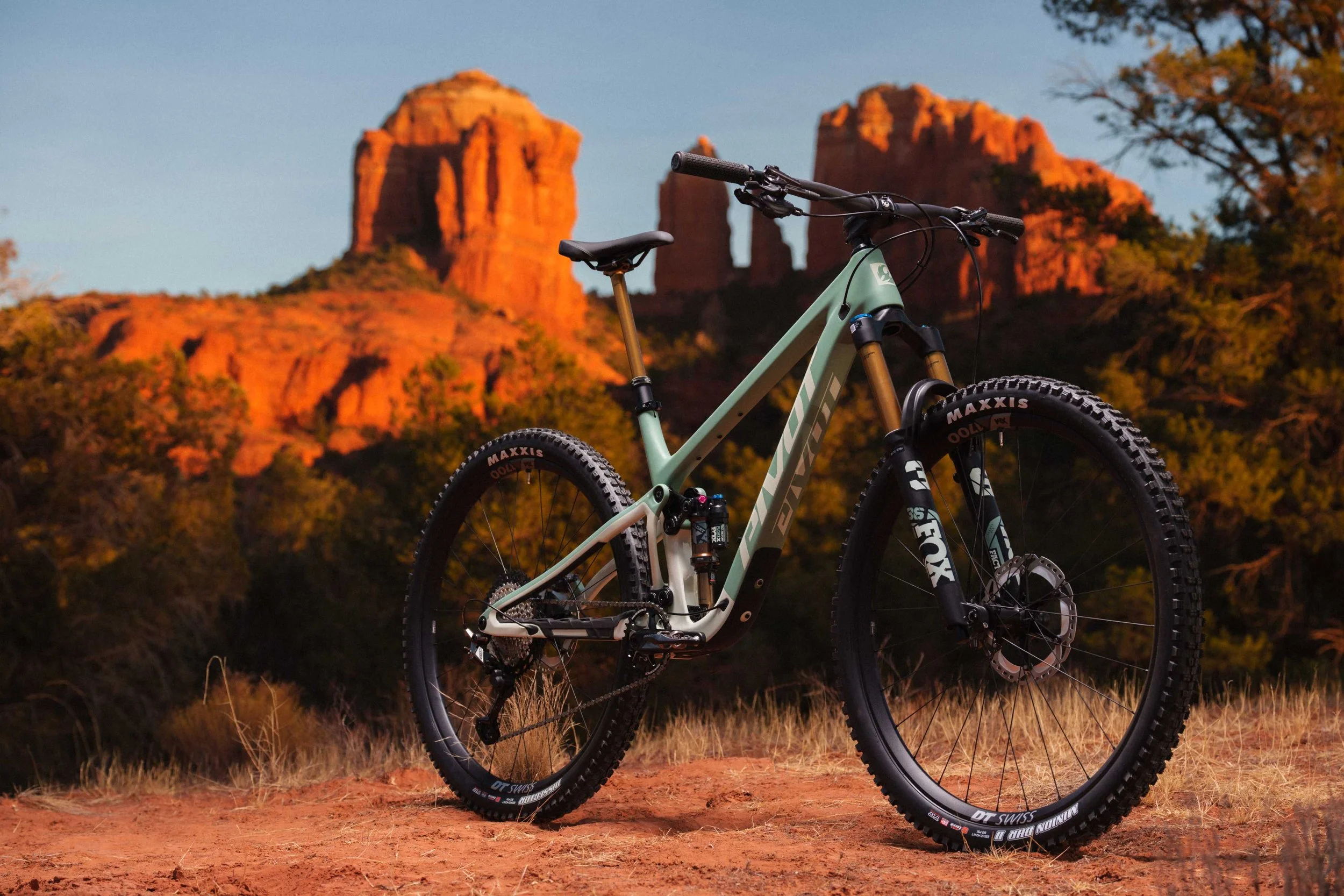 Trailcat LT-BITW-PivotCycles-010sml.jpg