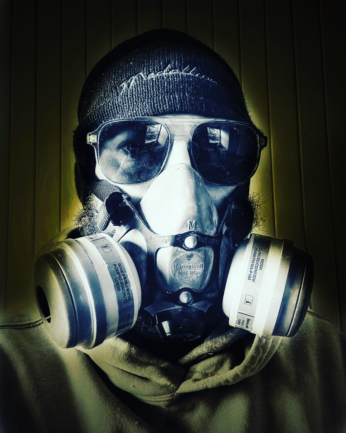 Gas