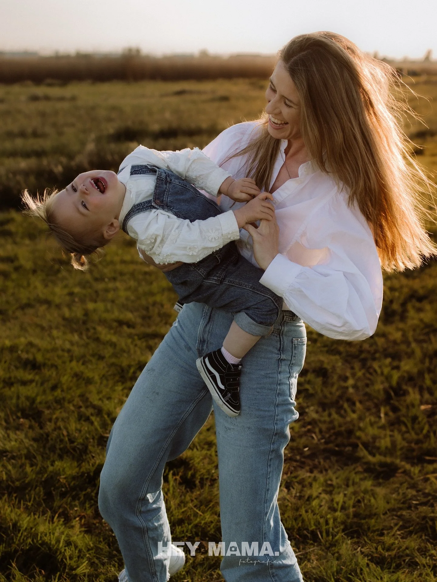 Mijn laatste dagen in de kinderopvang 🥹
Vandaag en morgen nog, en dan&hellip; ben ik gewoon fulltime fotograaf.

Een droom die uitkomt.
Eentje waar ik lang naartoe heb gewerkt, met vallen en opstaan, twijfels en durf.
En het is allemaal mogelijk gew