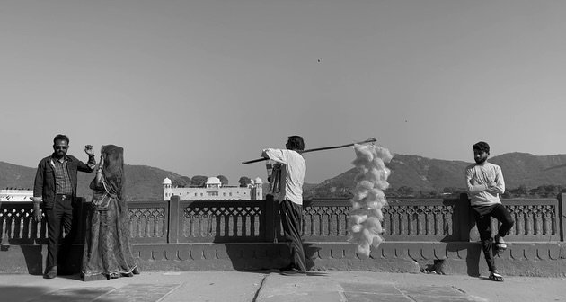 Program Highlights with Navya Sah

We were thrilled to host the One Shot, Pause filmmaking workshop led by Navya Sah during Jaipur Art Week 4.0, exploring the art of site-specific filmmaking at Jal Mahal.

Participants engaged with time and architect
