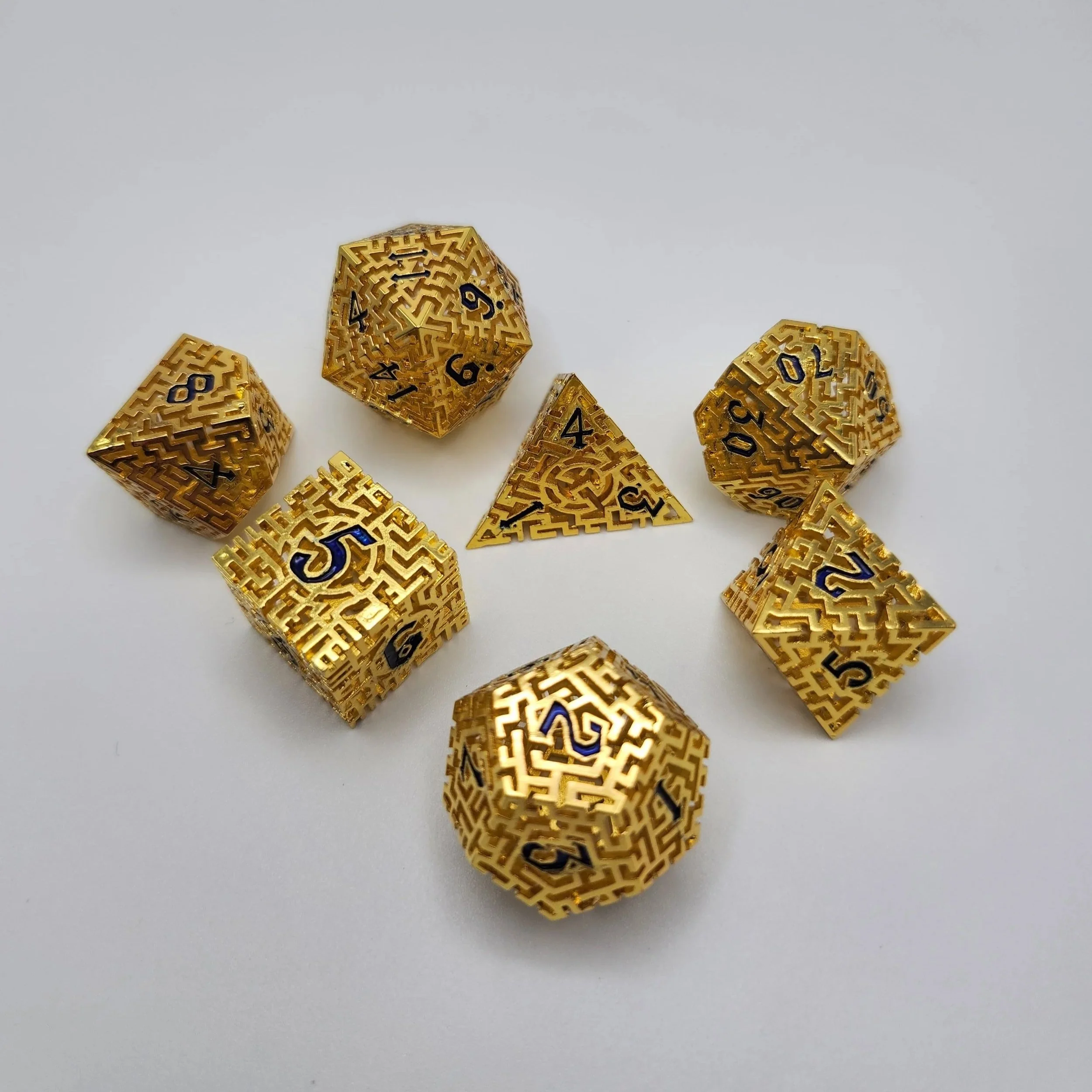 Hallow+Maze+Dice+-+Gold.jpg