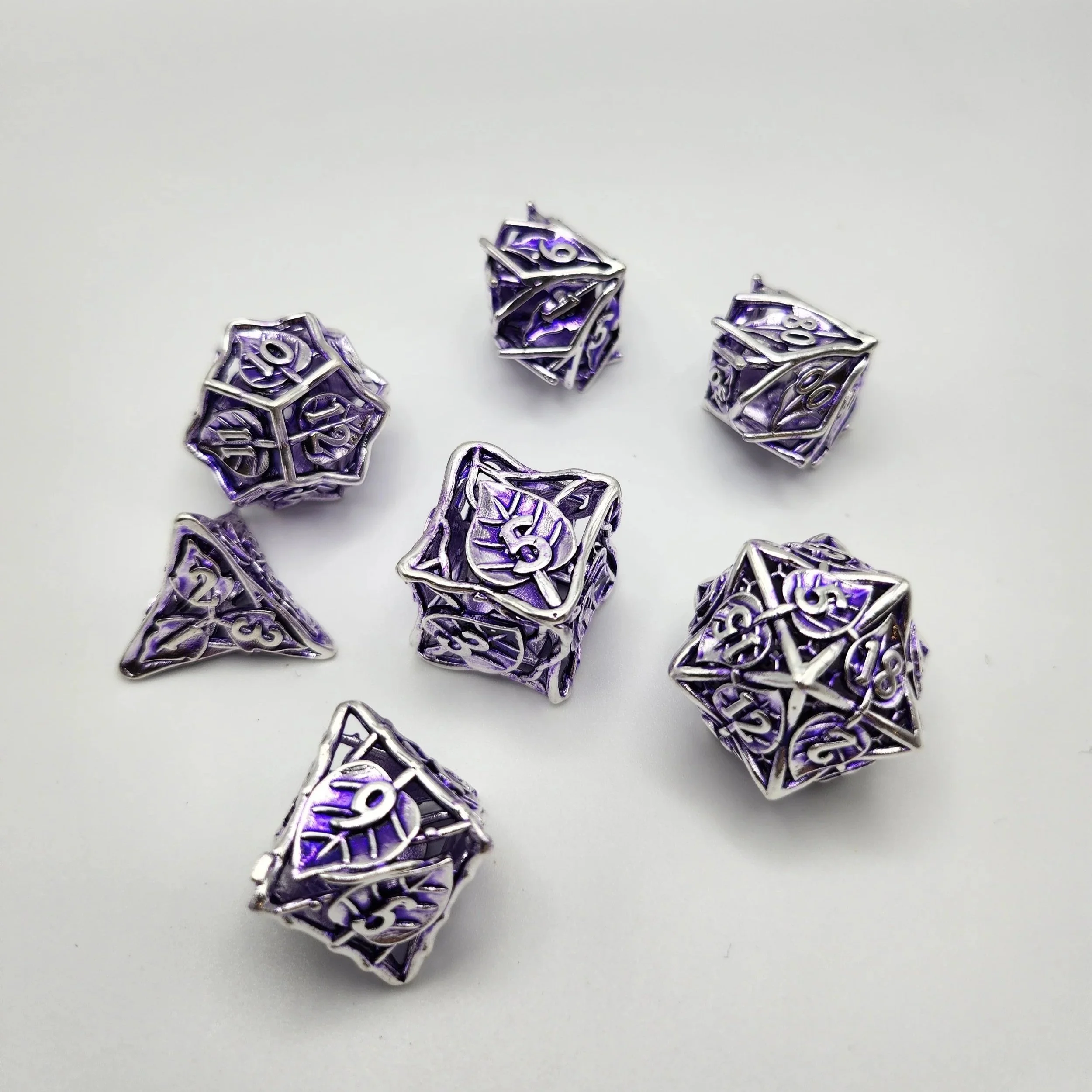Hallow+Leaf+Dice+-+Purple.jpg