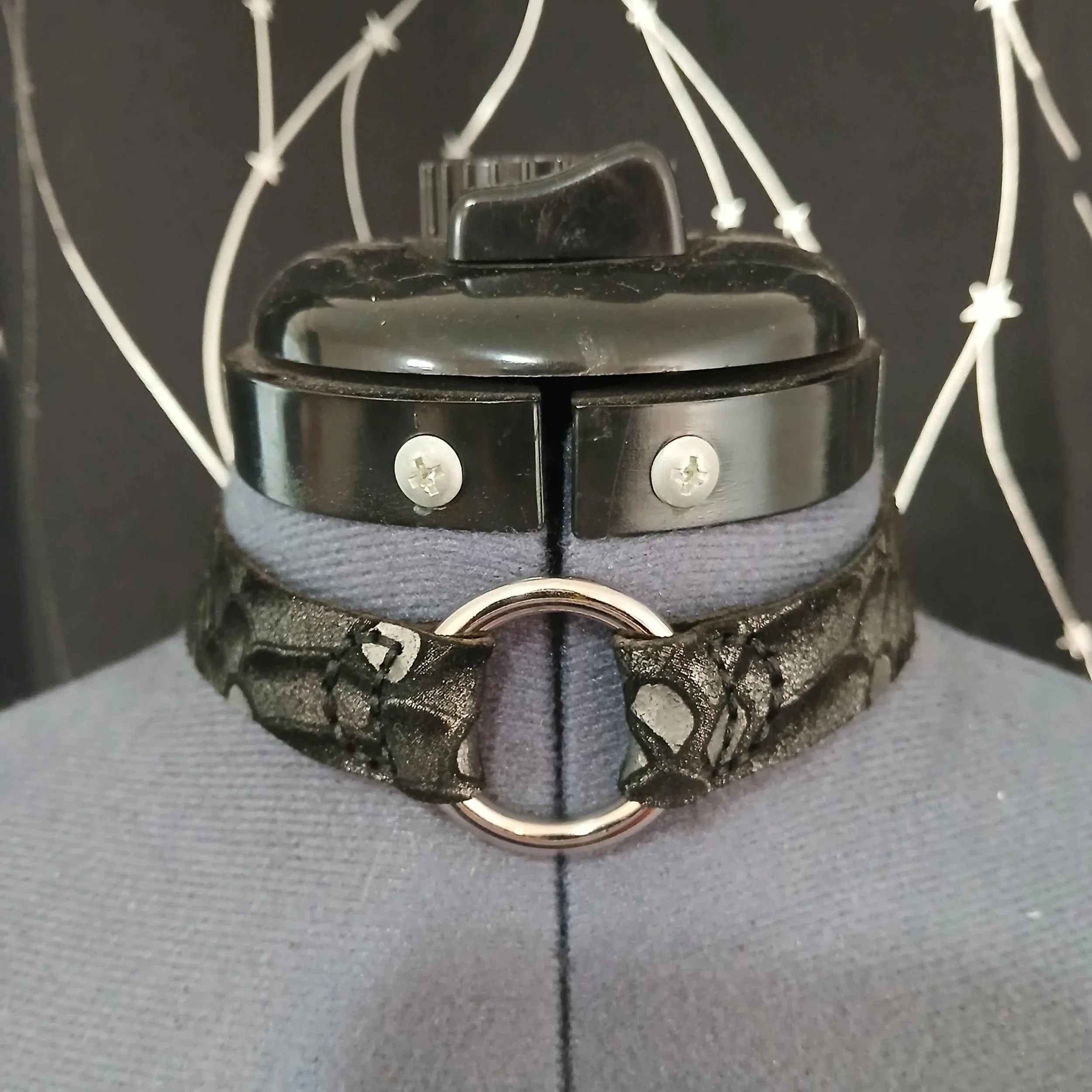 Simple Bondage Collar - Black Scale