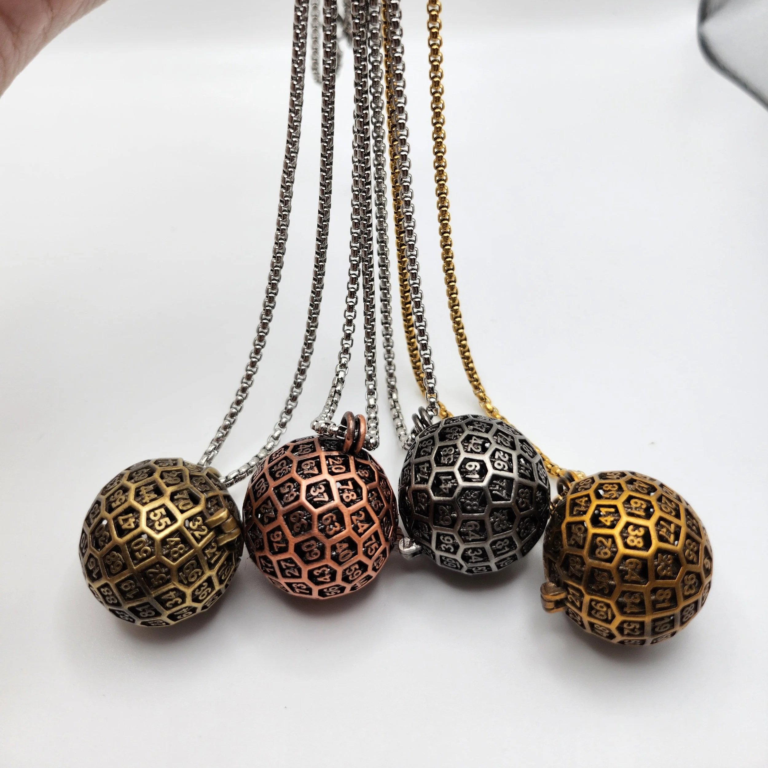 Mini+Dice%2C+D100+Necklace+-+1.jpg