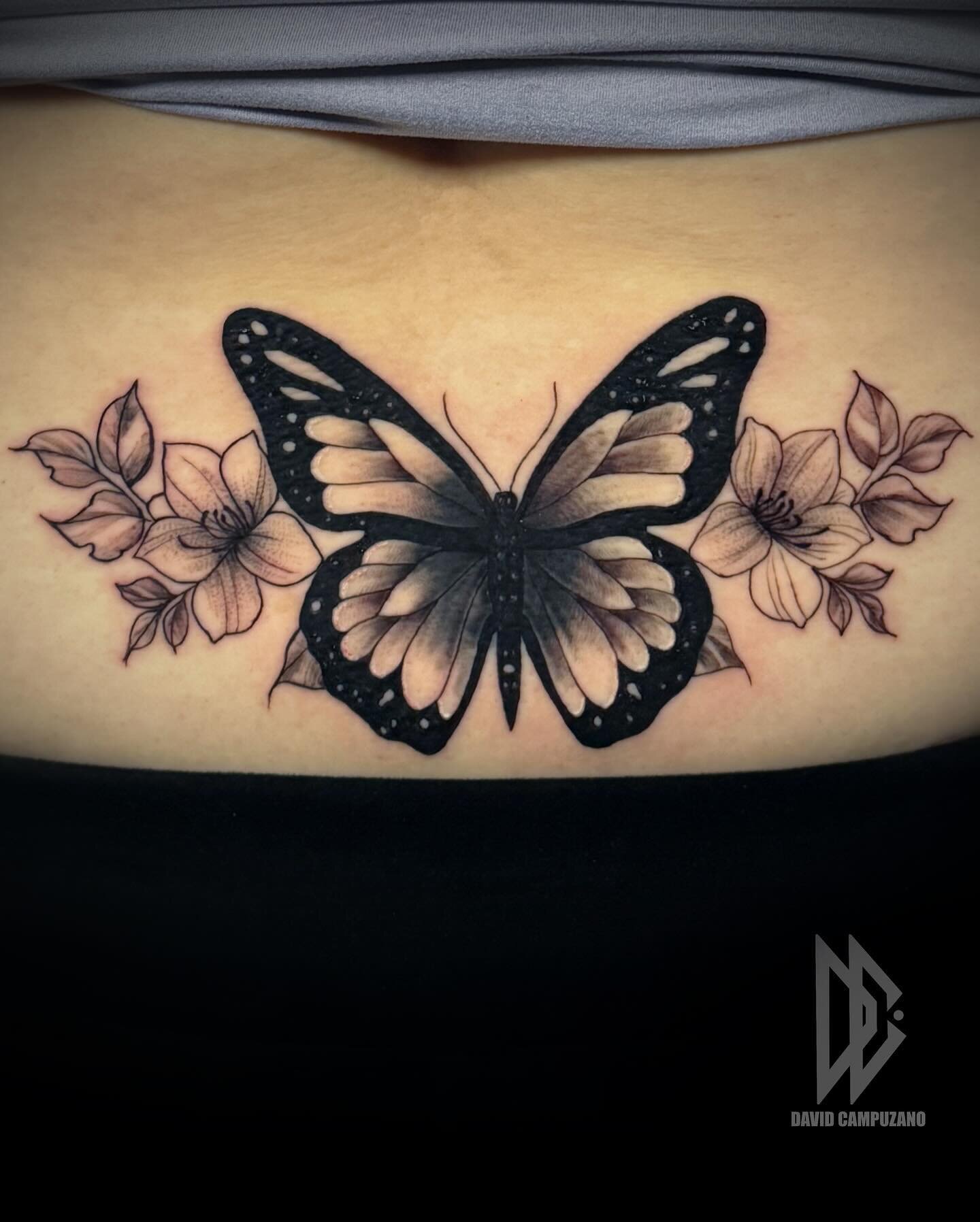 Tattoo done by @davidcampuzanotattoo send him a DM if you want to get a beautiful butterfly tattoo like this one.