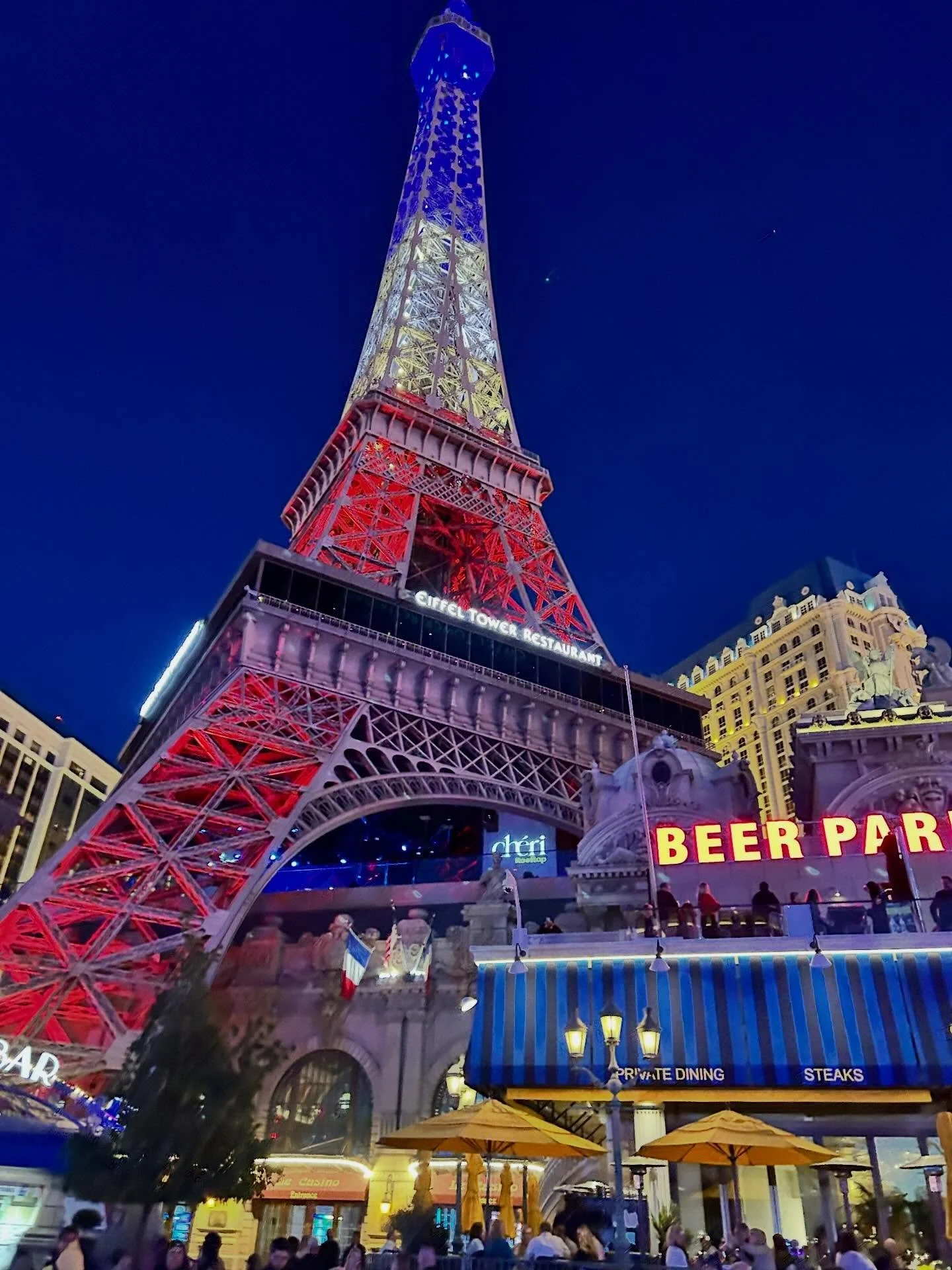 Fun. 

I can&rsquo;t see my official results but my strava says I ran 13.5 miles in 2 hours and 6 mins with an average of 9:20/m

I would not have enjoyed doing double that 

#rockandrolllasvegashalfmarathon #lasvegas