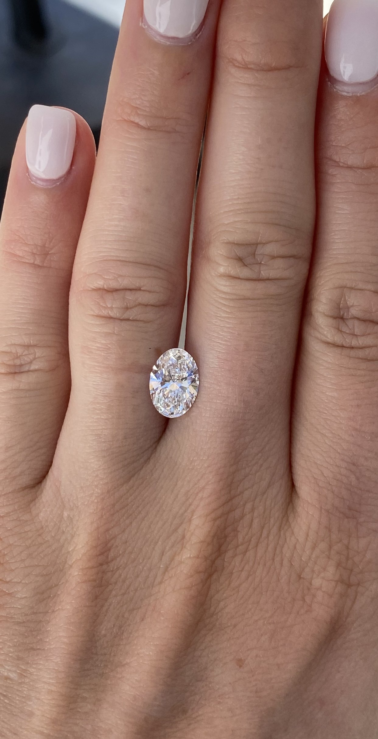 2.23 carat oval diamond selected for Kathryn’s engagement ring