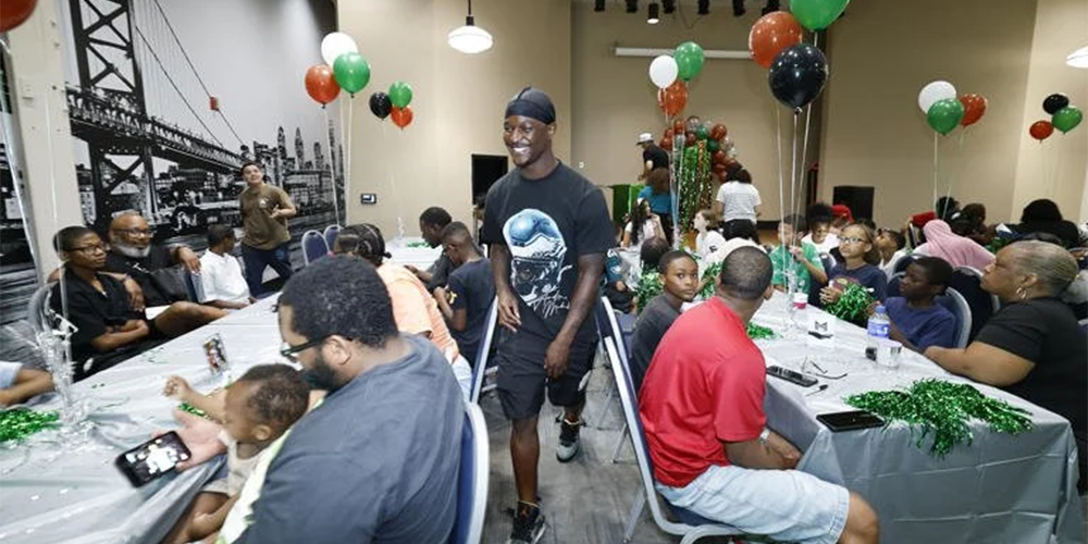 Eagles safety Andrew Mukuba launches Mukuba Miracles Fund to benefit foster children