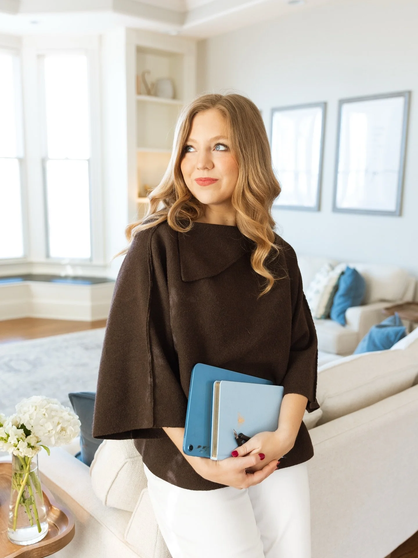 been feeling really grateful for all the projects and work I get to do this year, and excited to slowly share them with you !! 🫶🏼🥹

📸: @capturedby.savannah