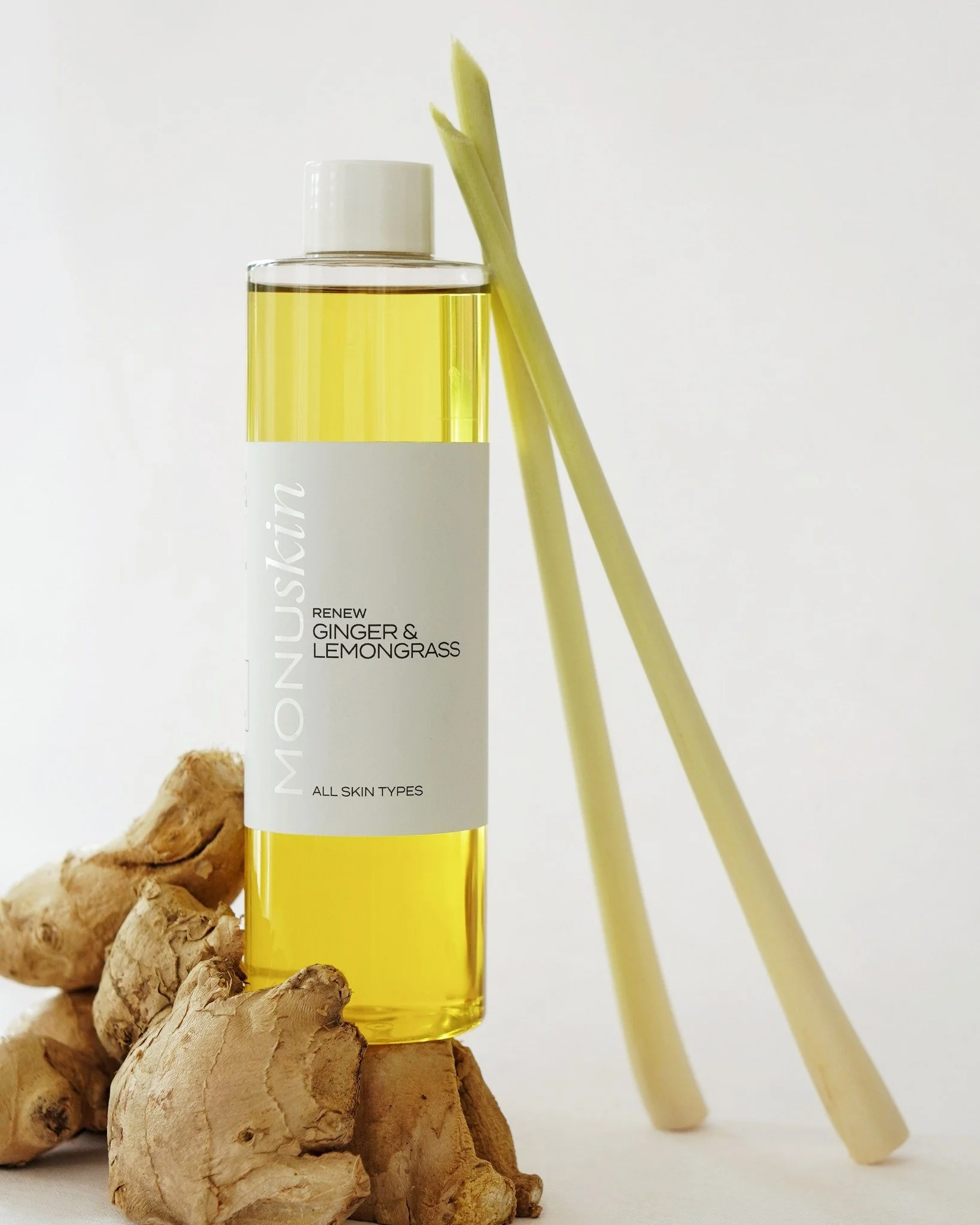 Nourishing, aromatic and beautifully lightweight, our body oils are designed to restore suppleness and leave skin feeling soft, smooth and deeply cared for. Each blend is enriched with natural plant oils to hydrate, condition and comfort the skin whi
