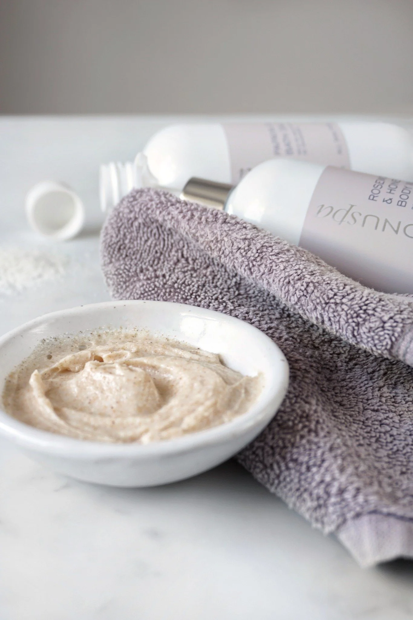 The Secret To Softer Skin? Exfoliation.

If your skin is feeling rough, dry or lacking its usual glow, it might simply be time to exfoliate.

Our Walnut &amp; Shea Butter Body Polish uses crushed Walnut Shell Powder to lift away dead skin cells while