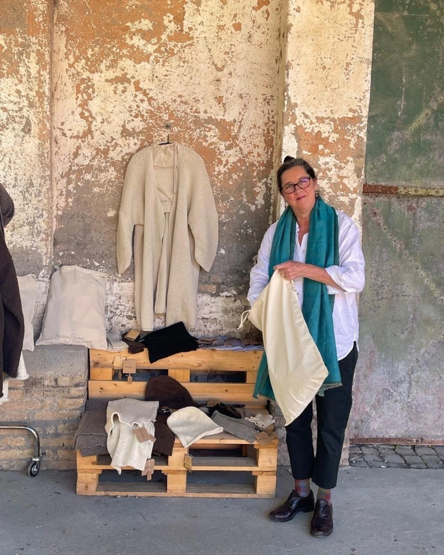Just the most wonderful few days celebrating all things wool at the World Wool Forum earlier this month, set against the spectacular backdrop of I Casali del Pino on the outskirts of Rome.
A heartfelt thanks to the brilliant minds behind it all, @is