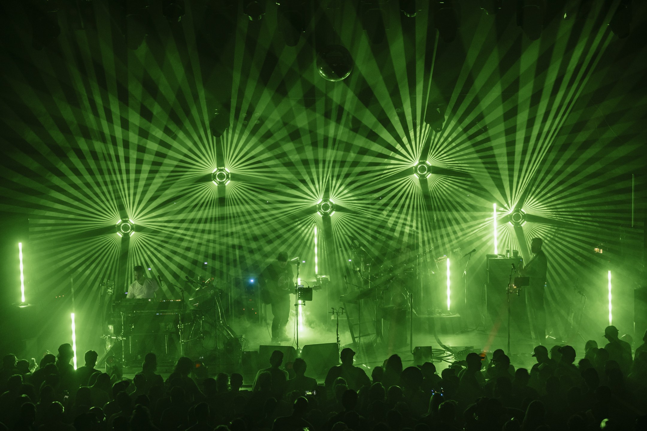 2024-02-10-000357-discobiscuits-bouldertheatre-boulderCO-show-44-8111-taragracerfoto.jpg