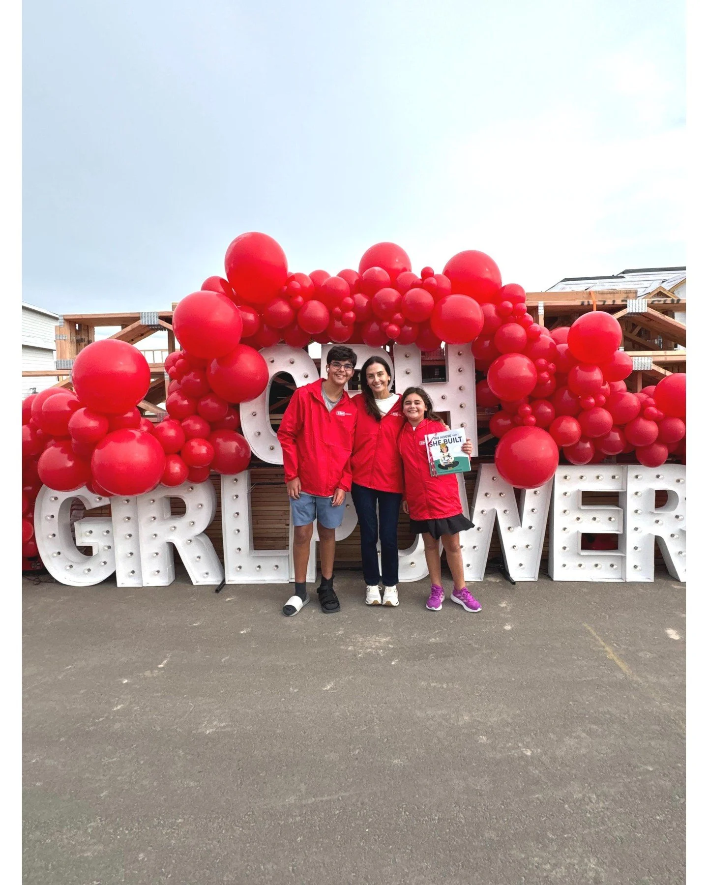 Fun was in full swing at the CBH Homes Girl Scout Event! Mollie, our founder, brought her kids, Zach and Zoey, along for a day of learning and creativity. 💙

From builder basics to a behind-the-build site tour, interior design vision boards, and so 