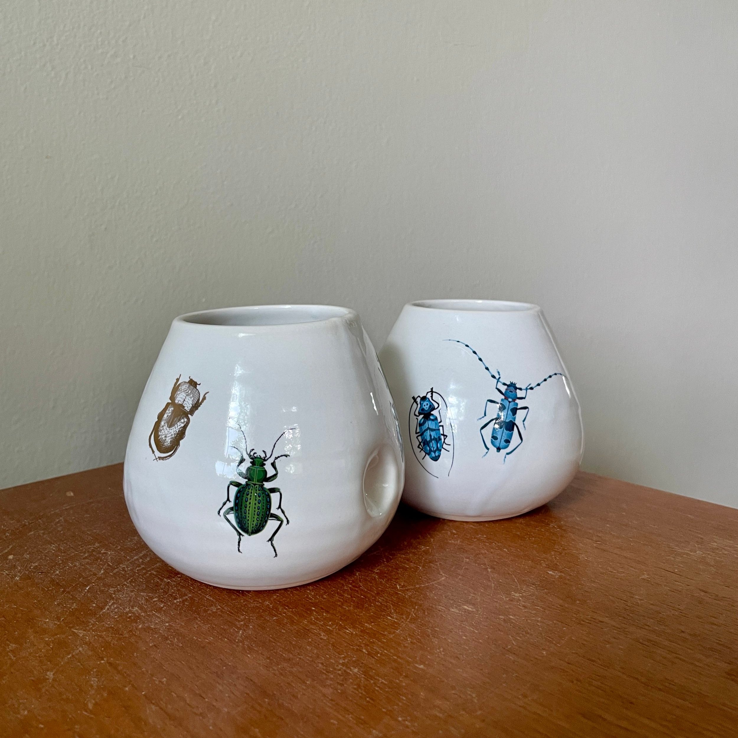 bug thumbprint cup