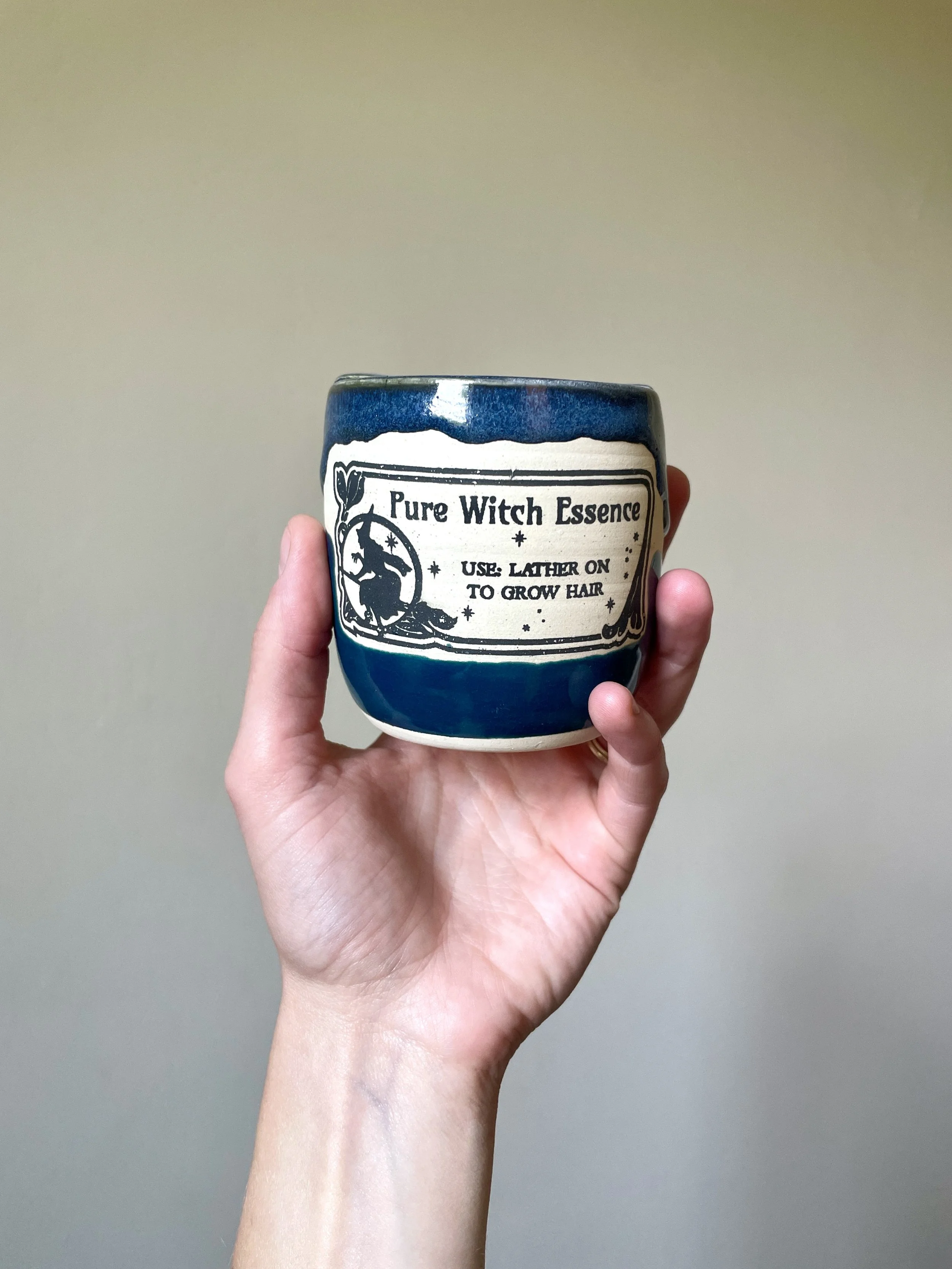 pure witch essence mini to-go cup
