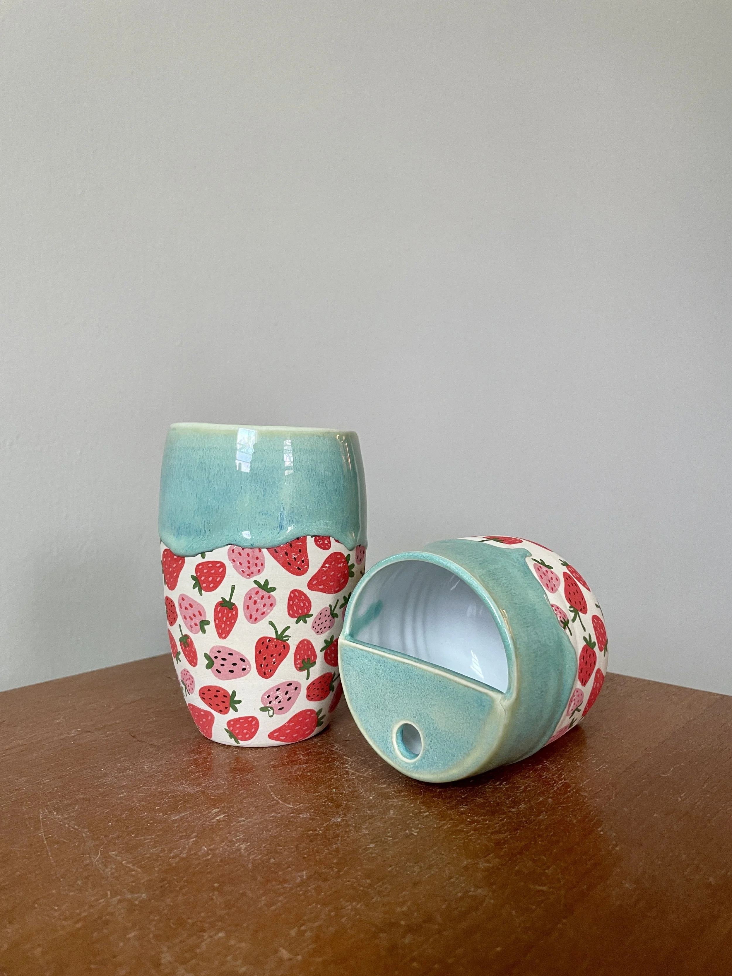 strawberry to-go cups