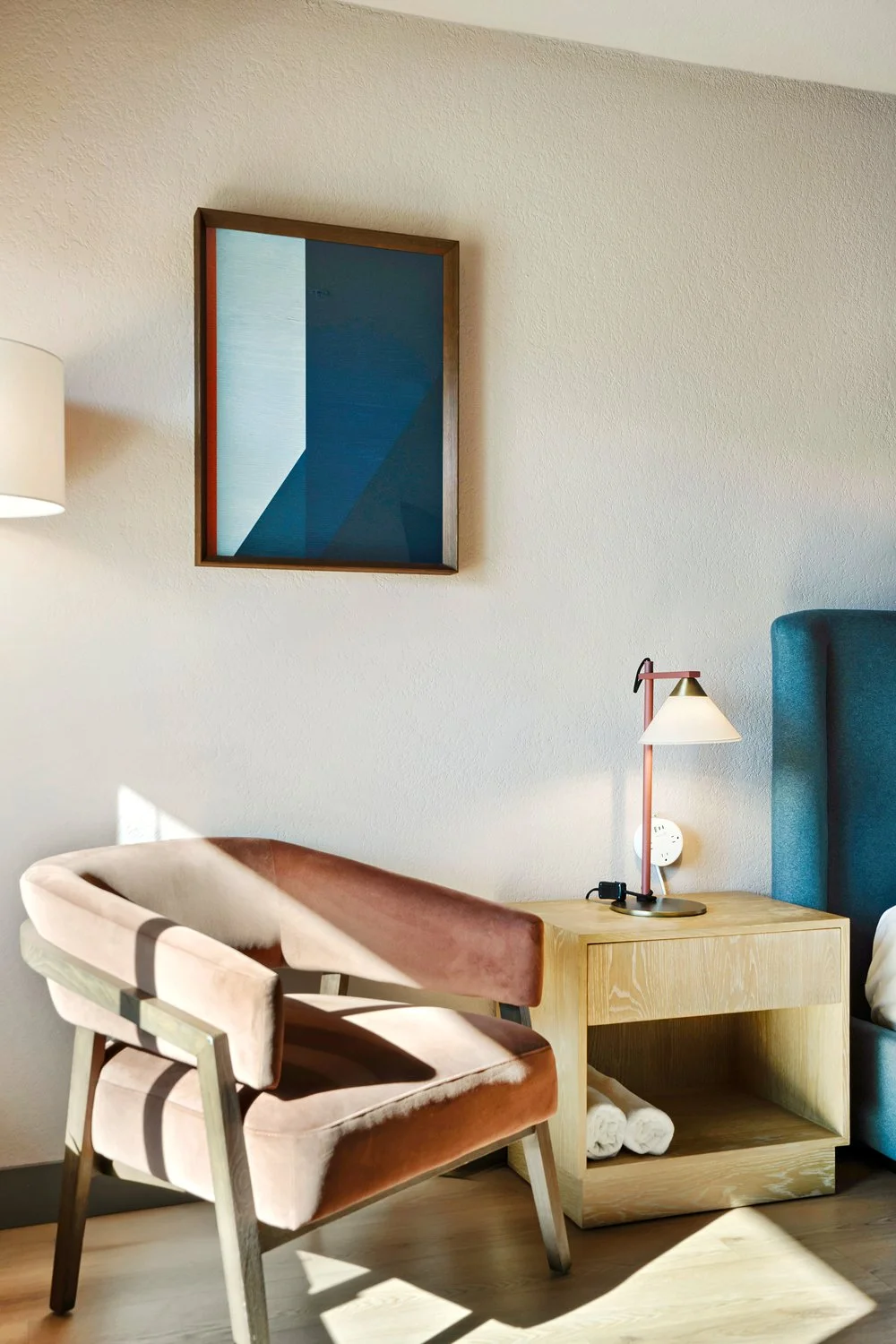 Deluxe_King_Room_Mountain_and_Pool _View_Smaller_1.jpg