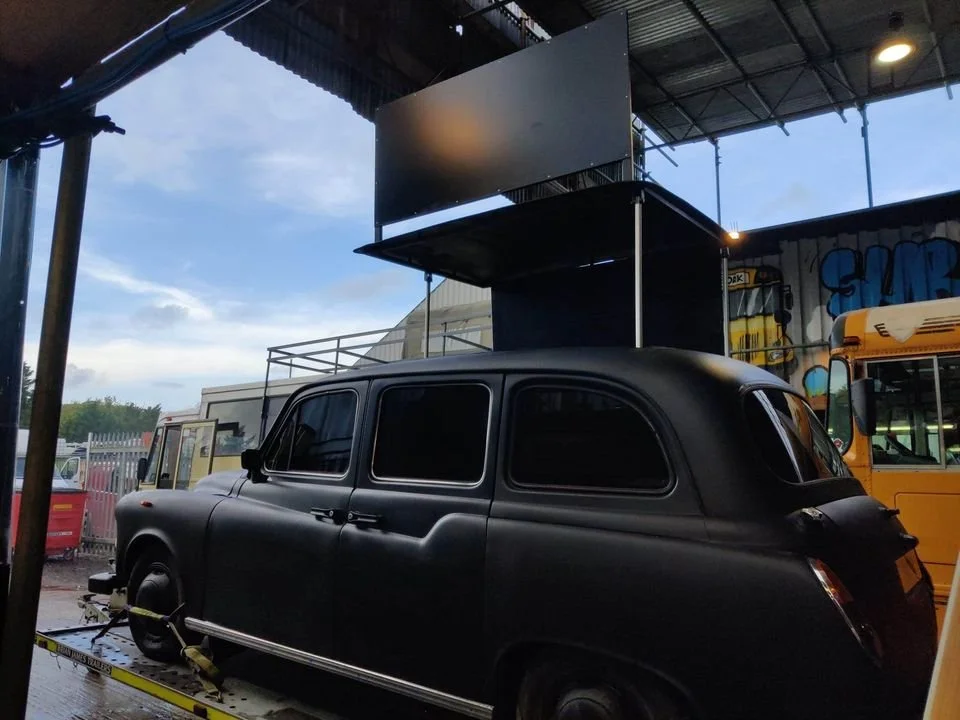 london 1989 taxi (6).jpeg