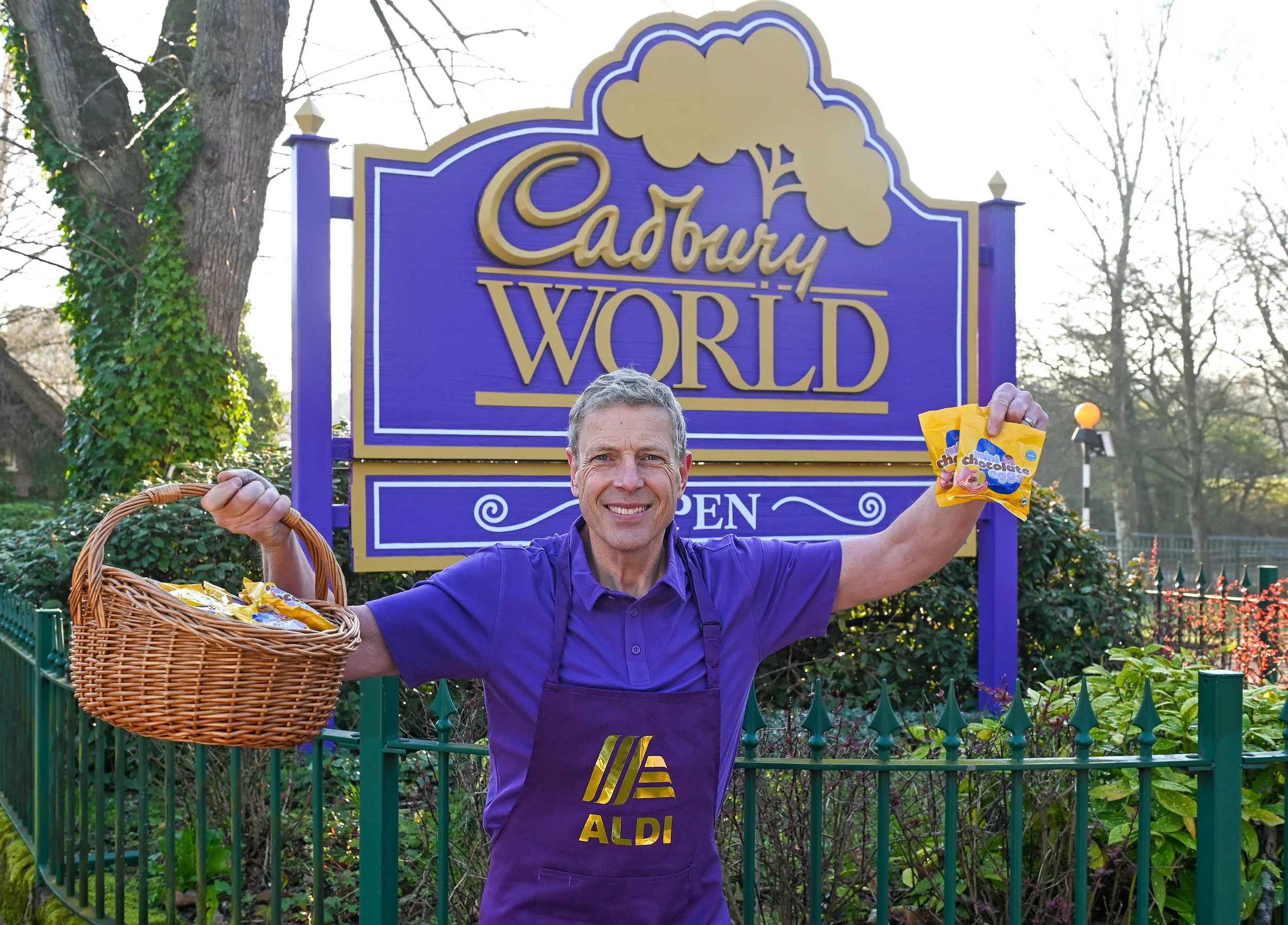 Aldi Mini Chocolate Eggs Outside Cadbury World, Bournville (4).jpg