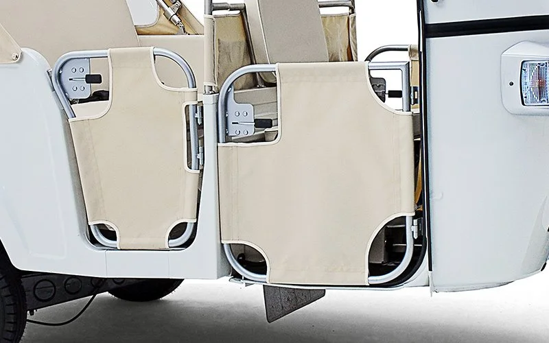 calessino-door (1).jpg