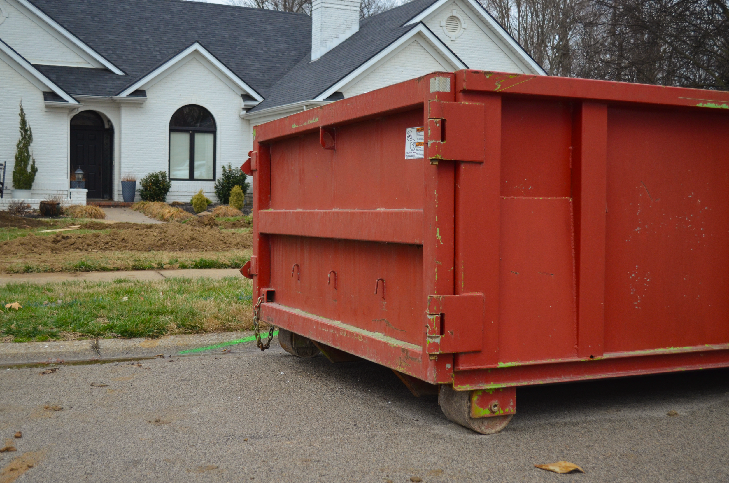 🚚 Gearing Up For A Home Cleanout? You Might Need A Dumpster For That. 😎