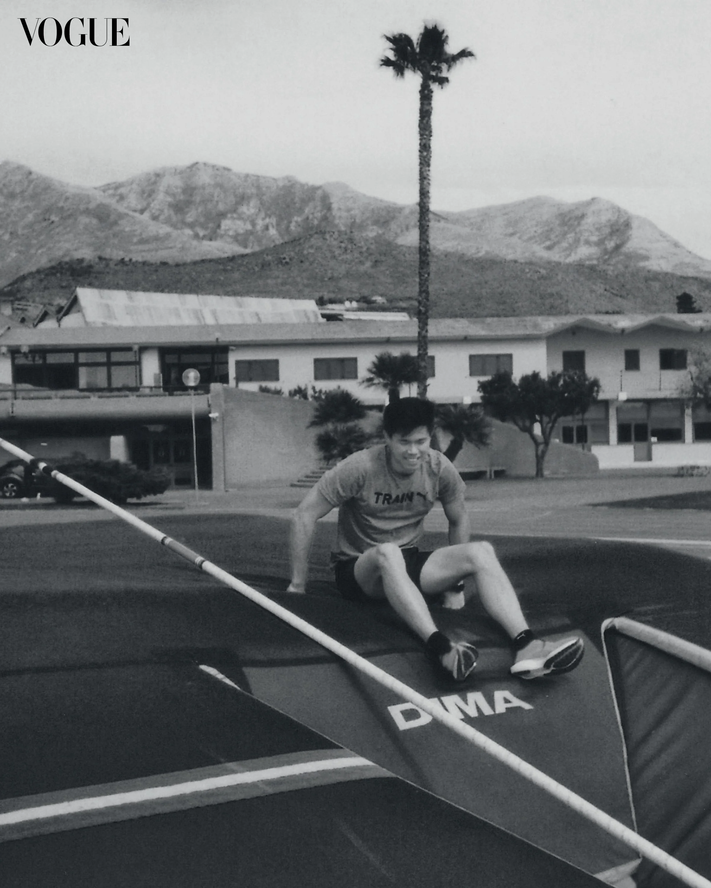 VOH_0724_SOCMED_IMAGES—VOGUE_MAN5 3.JPEG