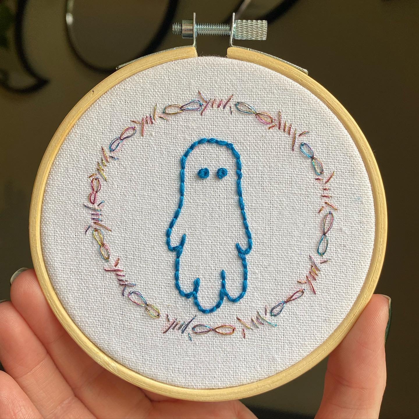 SOLD 👻 Tried a colorful approach with the barbed wire this time around! I love how these colors really pop in the natural lighting as pictured. For a bonus, swipe through for a look at the completed barbed wire outline before the ghost was added! Al