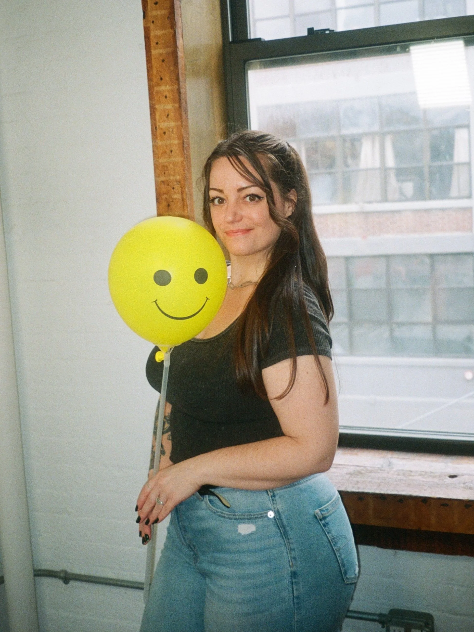 ABOUT — KATE RUSSELL