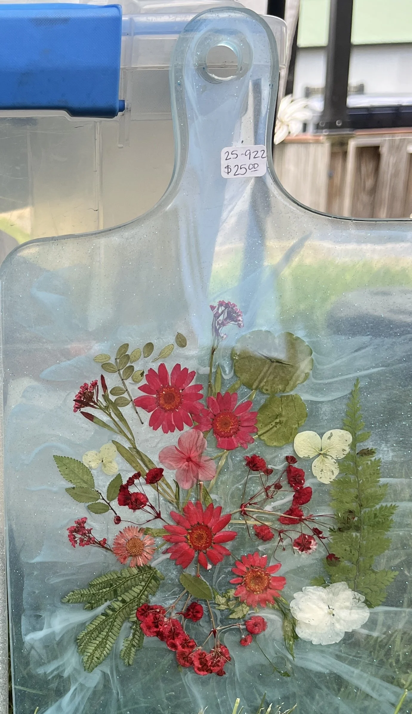 25-922 Red Flower Cupboard