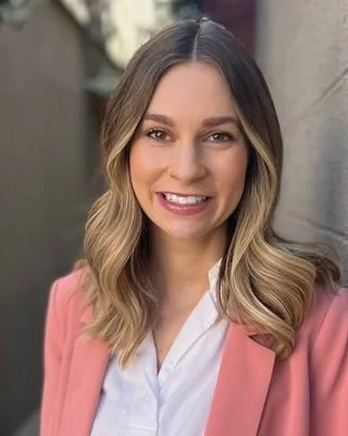 Roots Expert Spotlight: Meet Jillian Perry, LMFT