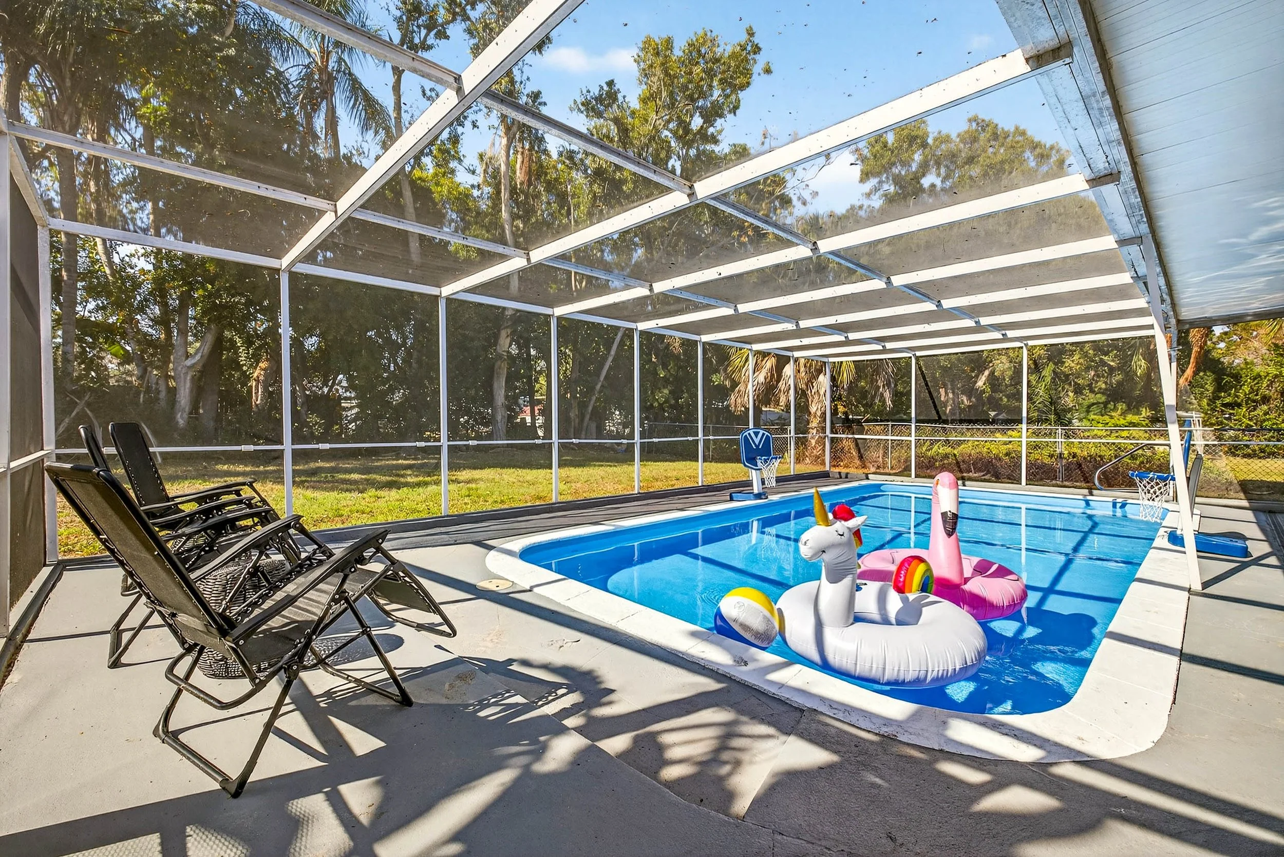 Pool and lounge chairs to enjoy the Florida sun