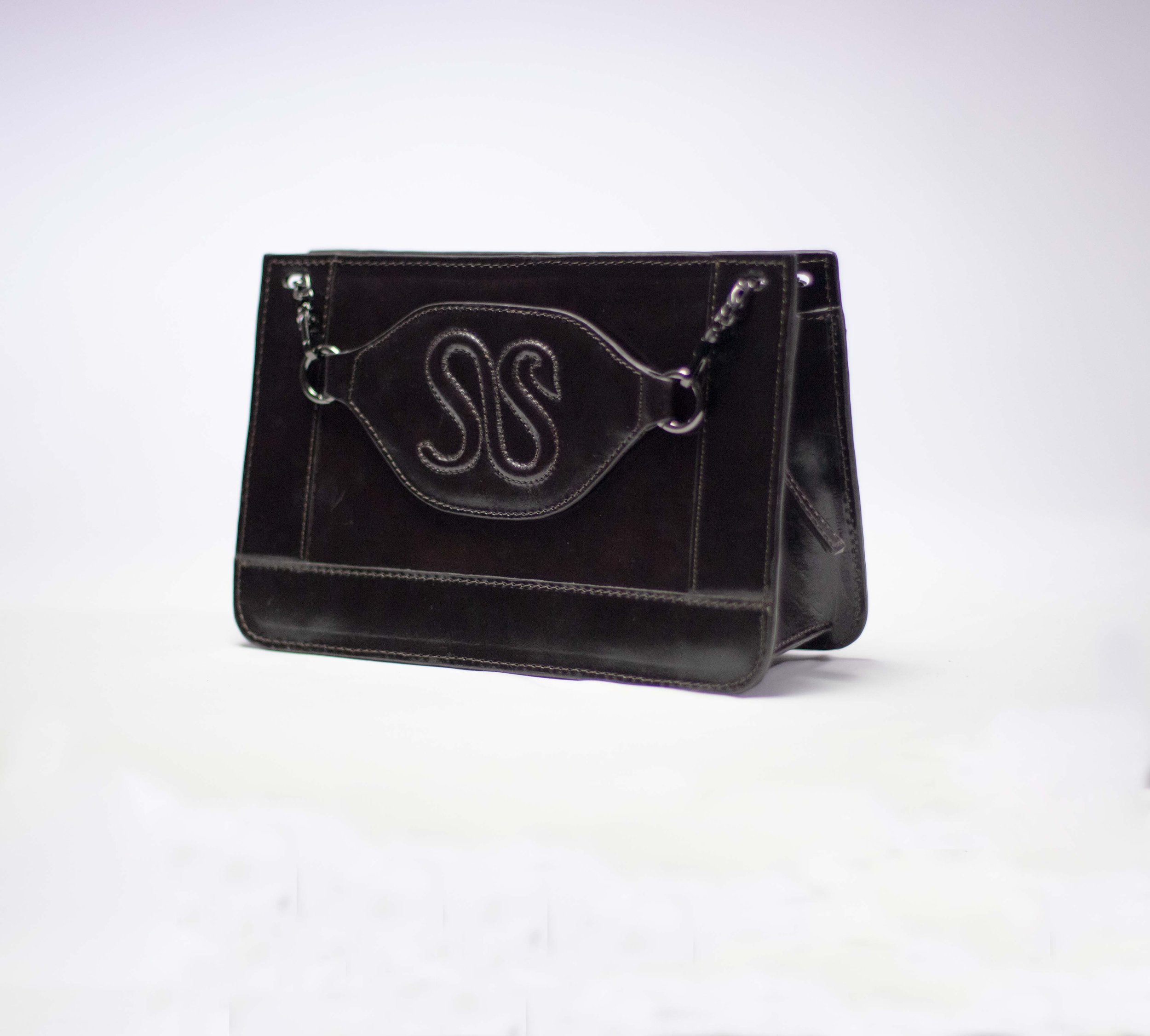 BOLSA CLUTCH BATT OAK ASA ESTIRADA.jpg