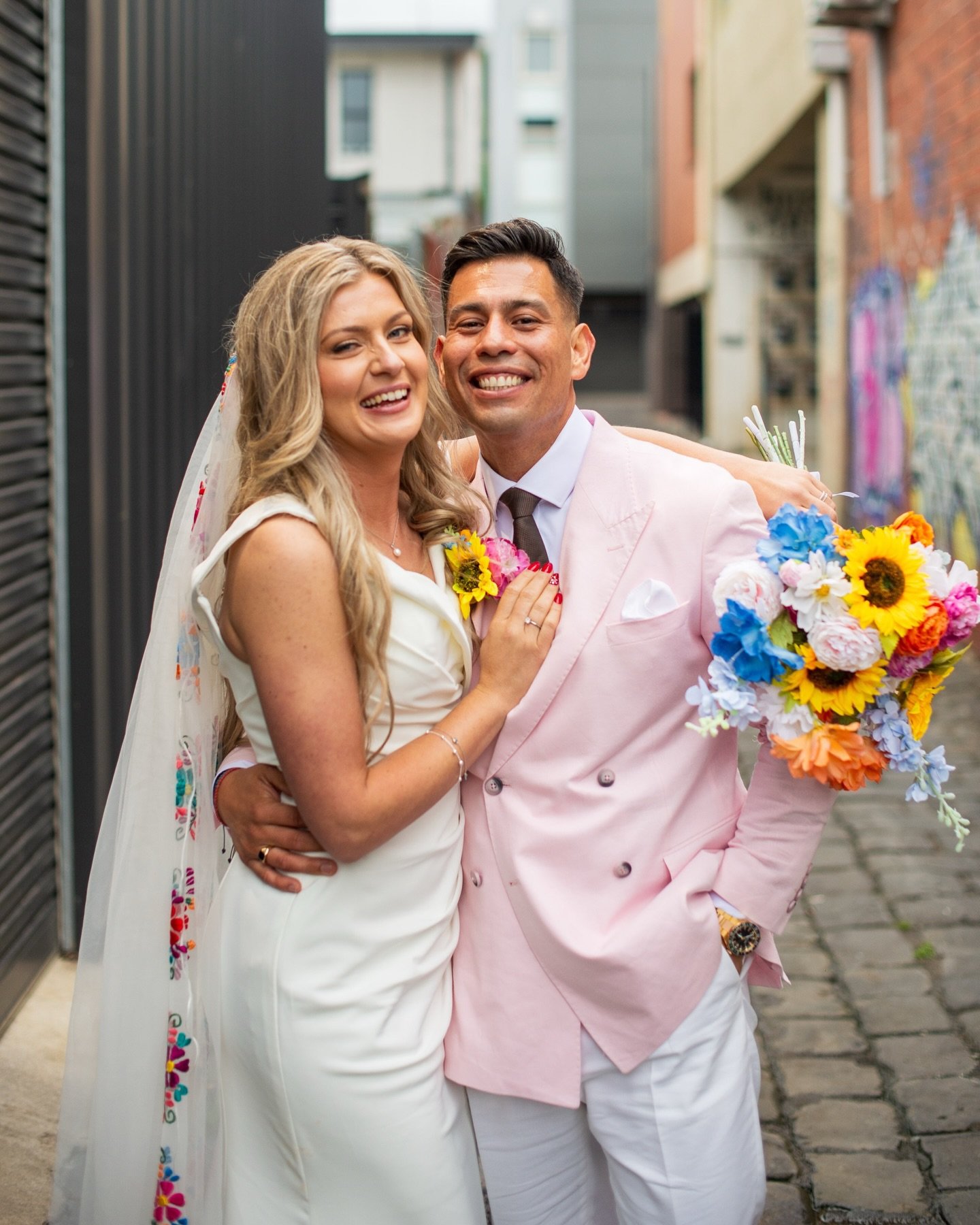 Leeni + Kosta 🍾
The most perfect day with colour, cars, Oasis and love! Another absolute prime example that I have the best job in the world, and when I get to celebrate these special days with the best kind of people, life is simply too good!
.
.
.
