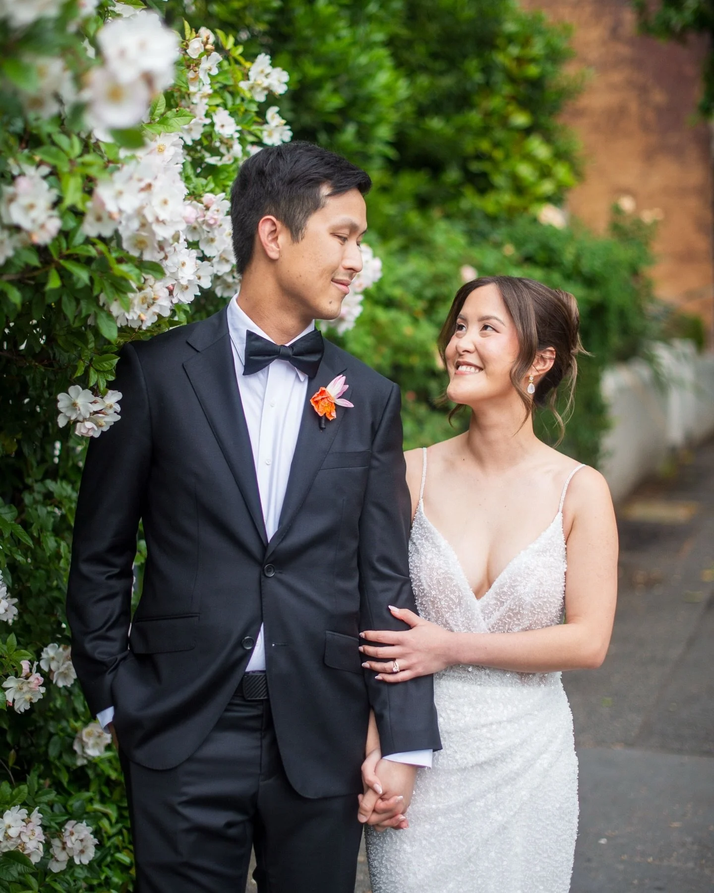 Nat + Jun! 🥳💕🎉
From the vibrant and bold colours of the amazing @thepanamadiningroom + @lulu_bird0 dynamic duo, to the amazing feels controlled and emphasised by @marrymemegan + @musicbyelise this day could not get any better!! What an absolute dr