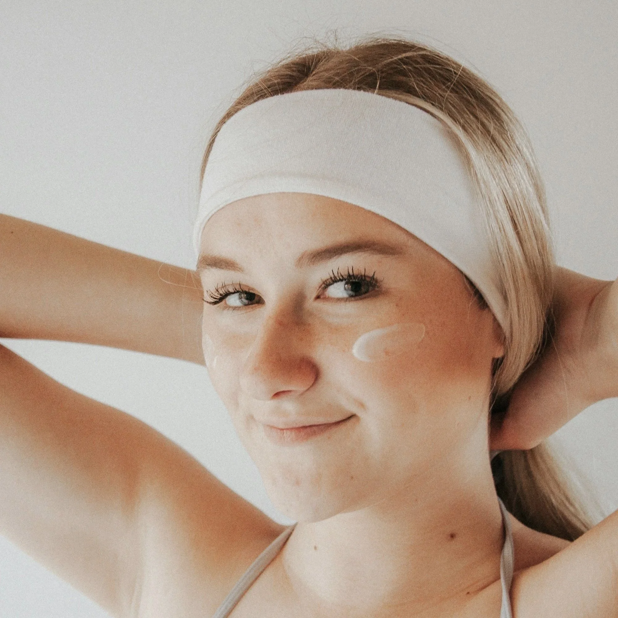 Repair your skin with Probiotic Calming Cream at Holiaday Spa