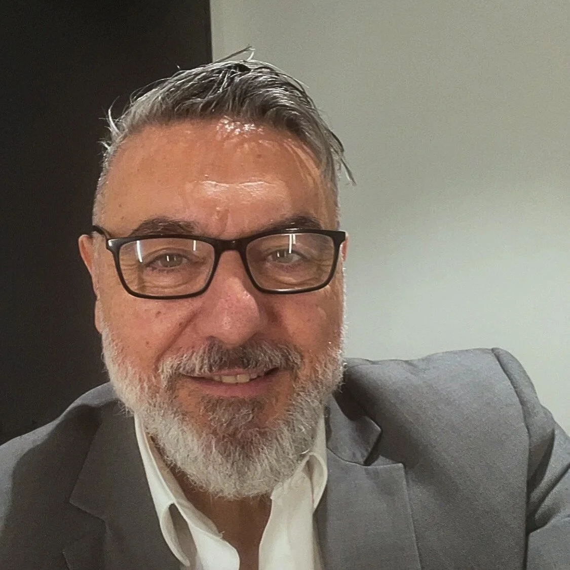 Portrait of Peter Milonas