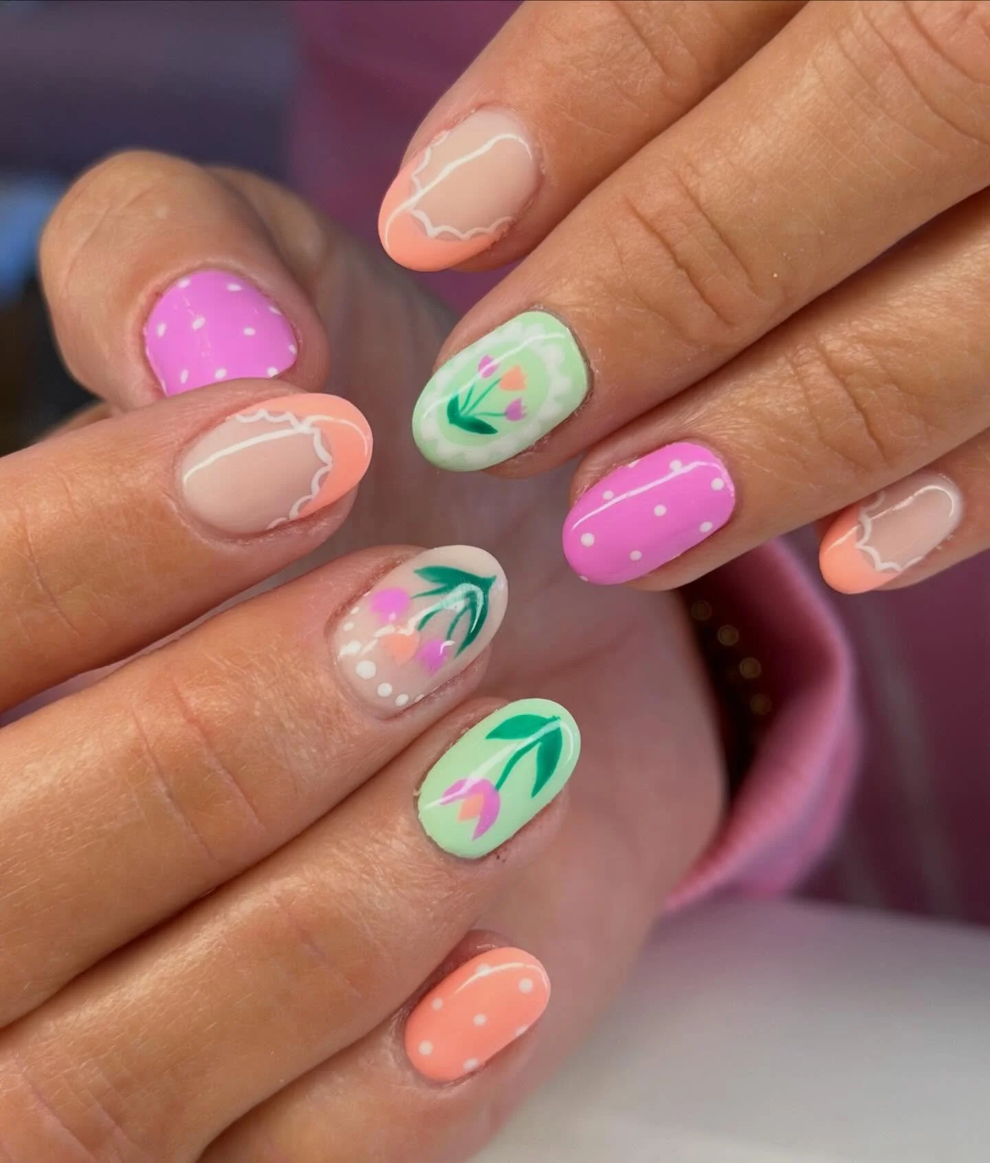 Who&rsquo;s ready for bright spring colors?! 🙋🏻&zwj;♀️WE ARE!