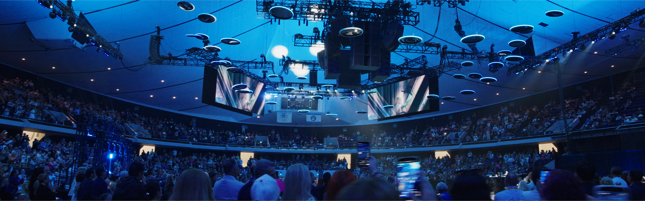 03_WIDE_LETTERBOX_70 Copy 01.00_00_48_01.Still060.png