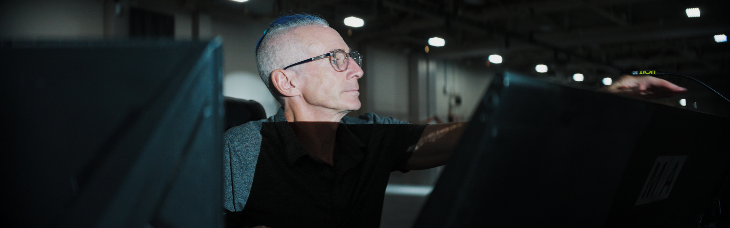 03_WIDE_LETTERBOX_70 Copy 01.00_00_24_20.Still040.png