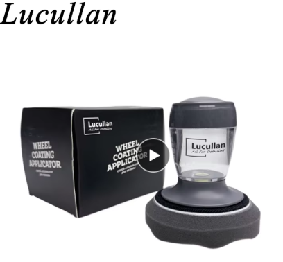 Tire shine applicator pad for smooth rubber dressing application