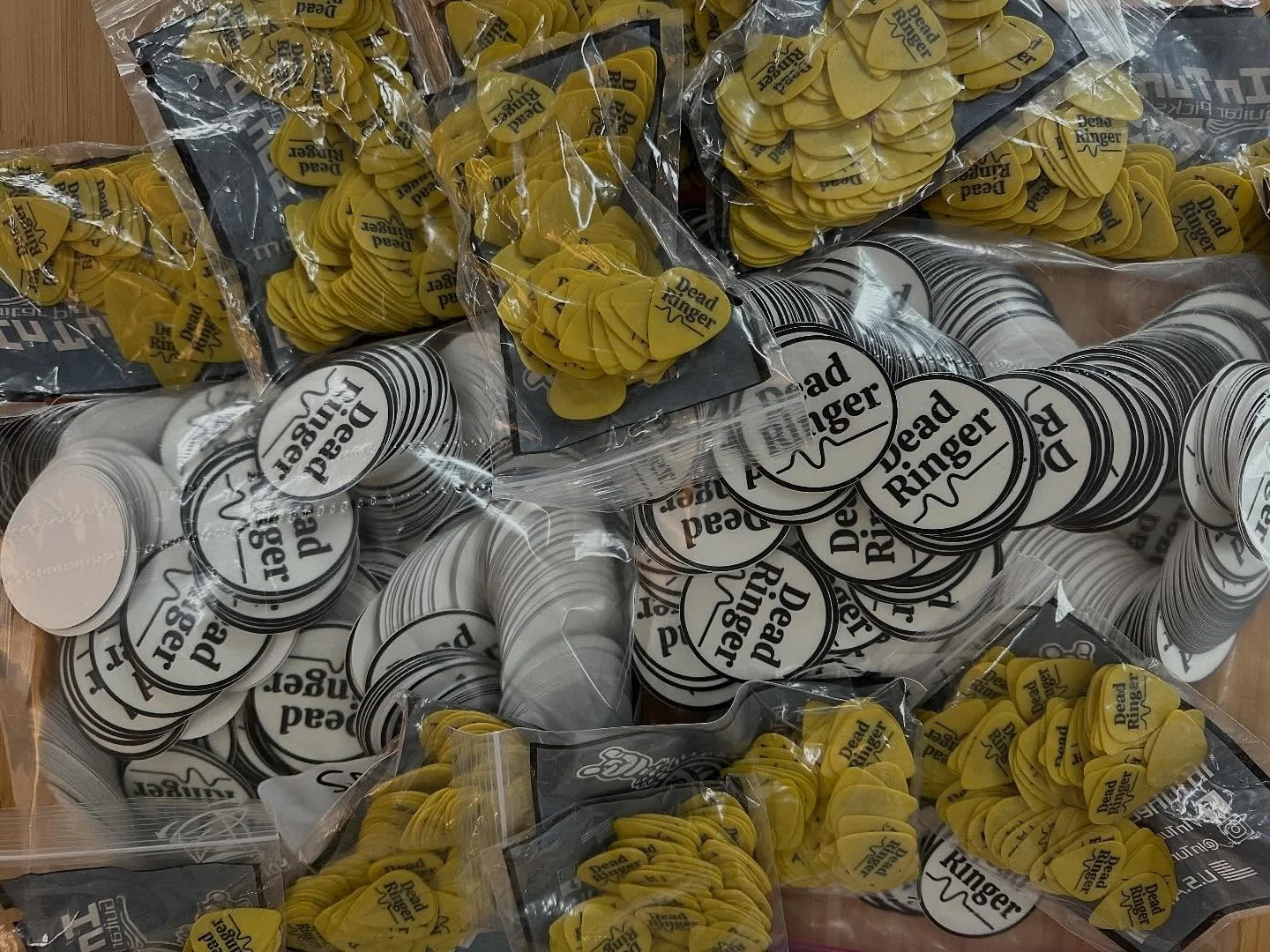 FINAL 24 HOURS ⚡️
nearly 1,300 backers and 1,600% funded.
the dead ringer kickstarter ends tomorrow morning at 9:30AM CT.

this is your only chance to get one shipping this year &mdash; all orders placed after the campaign will ship in january 2026.
