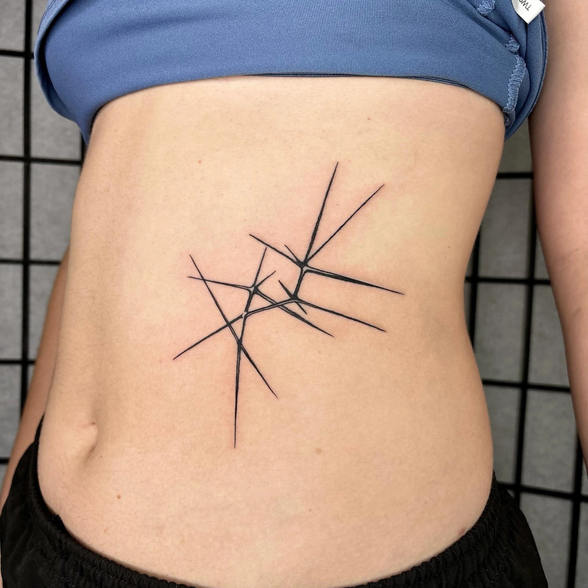 flash on the tummy. thank you 𓇢𓆸