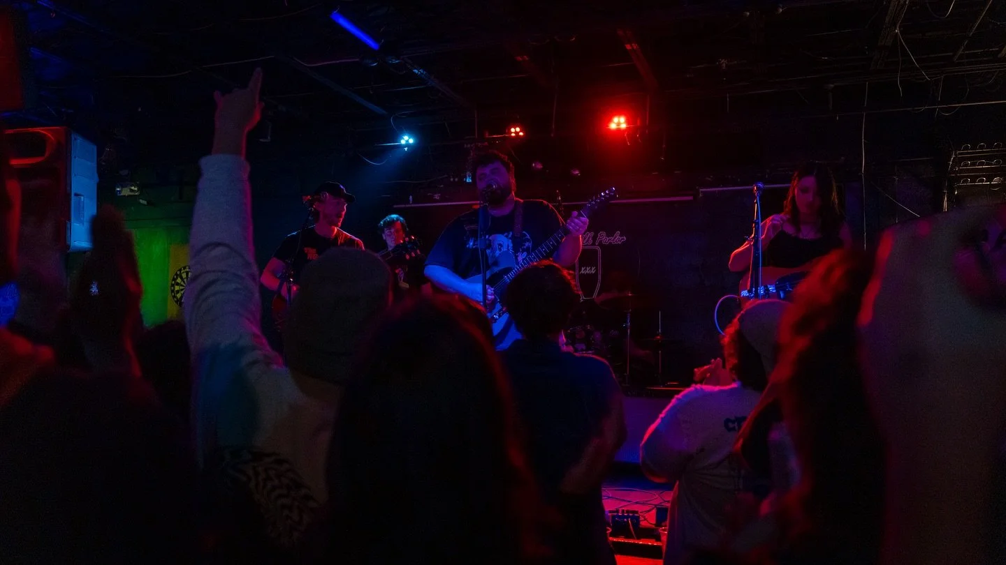 @cherrymoondudes x @themilkparlor 

&bull;
&bull;
&bull;
&bull;
&bull;
&bull;
#journiettephotography #photography #sony #sonyalpha #concertphotography #musicphotography #live