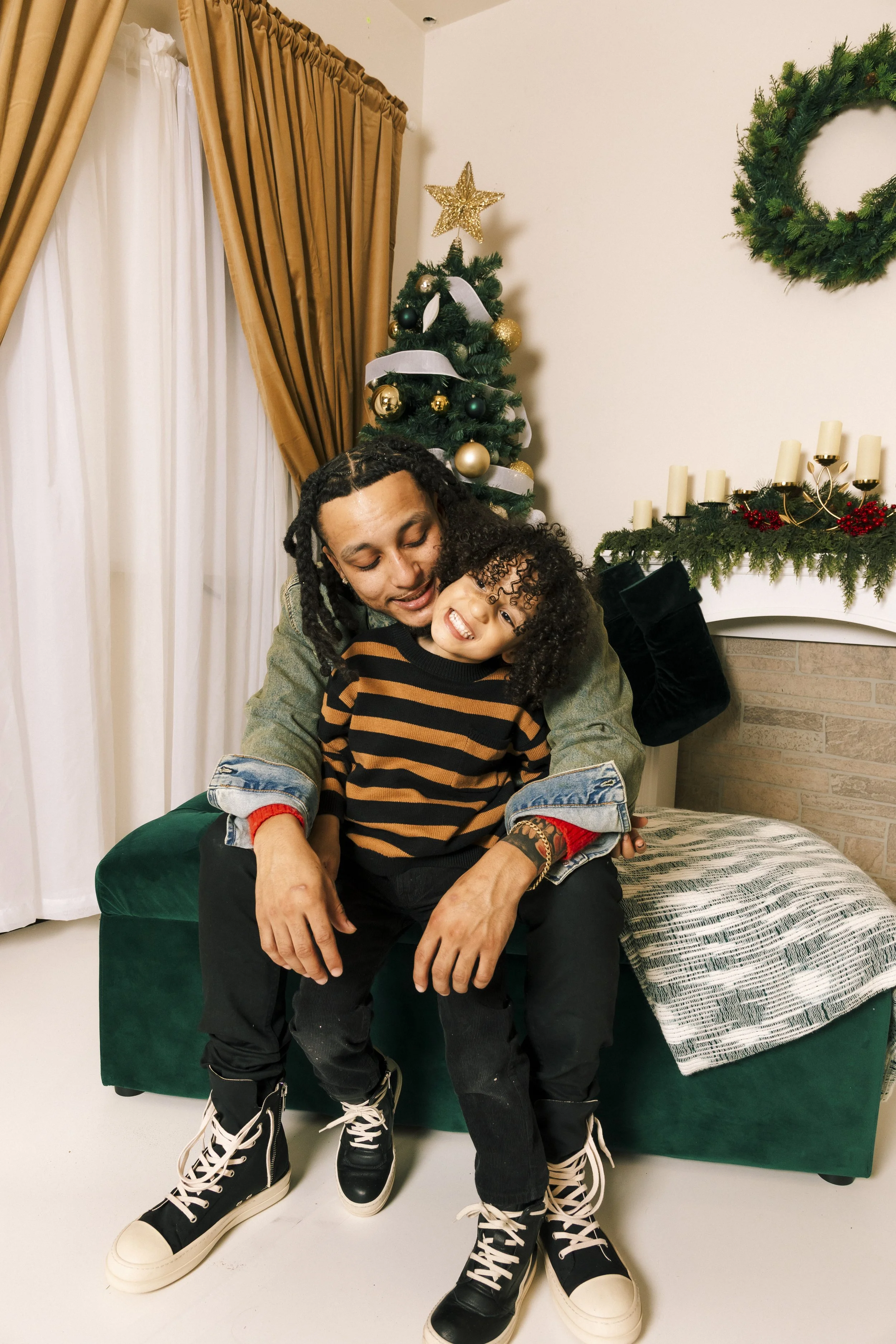 Ty & Zavi XMAS-1842.jpg