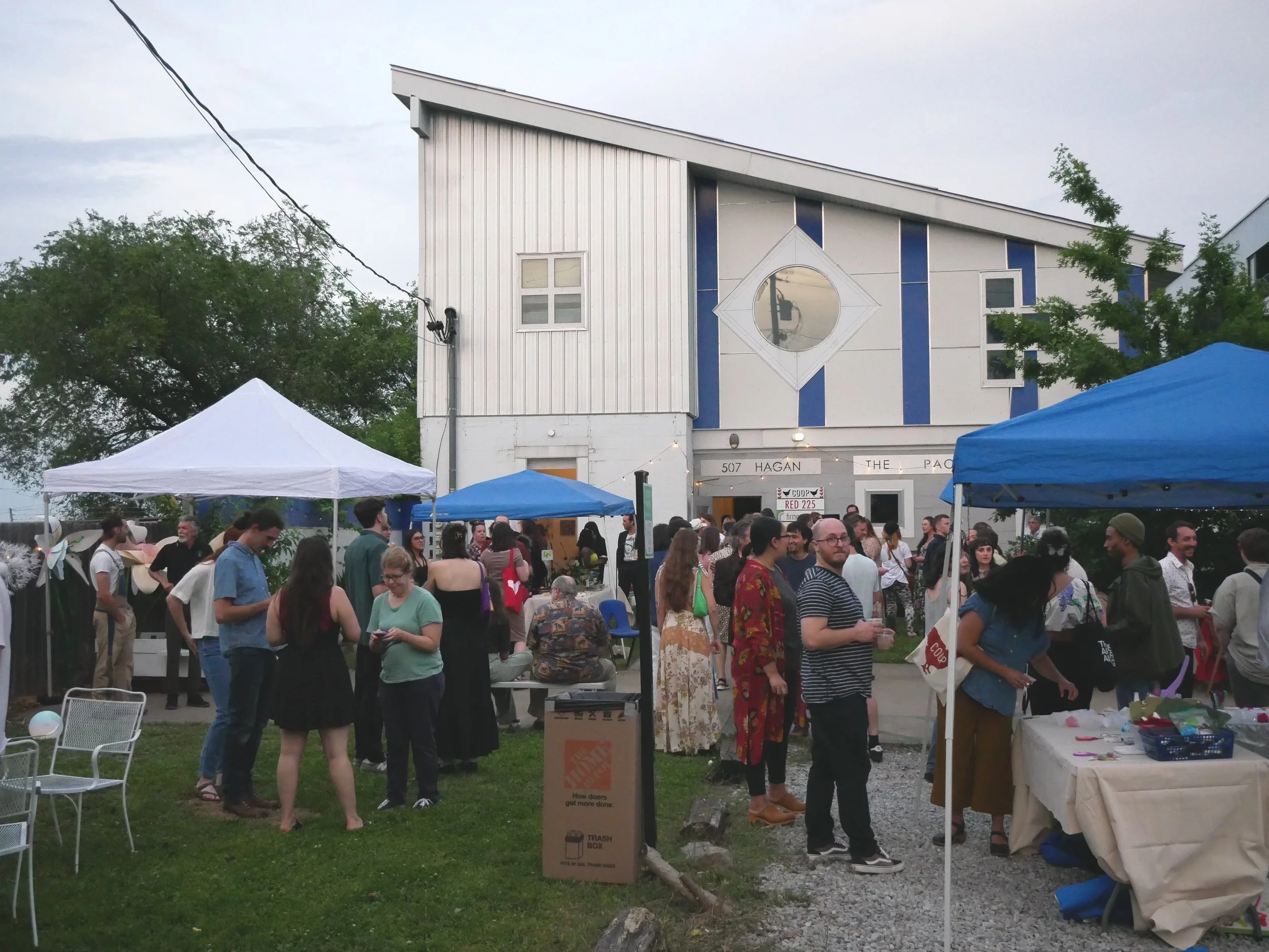 General 6 Coop Gallery