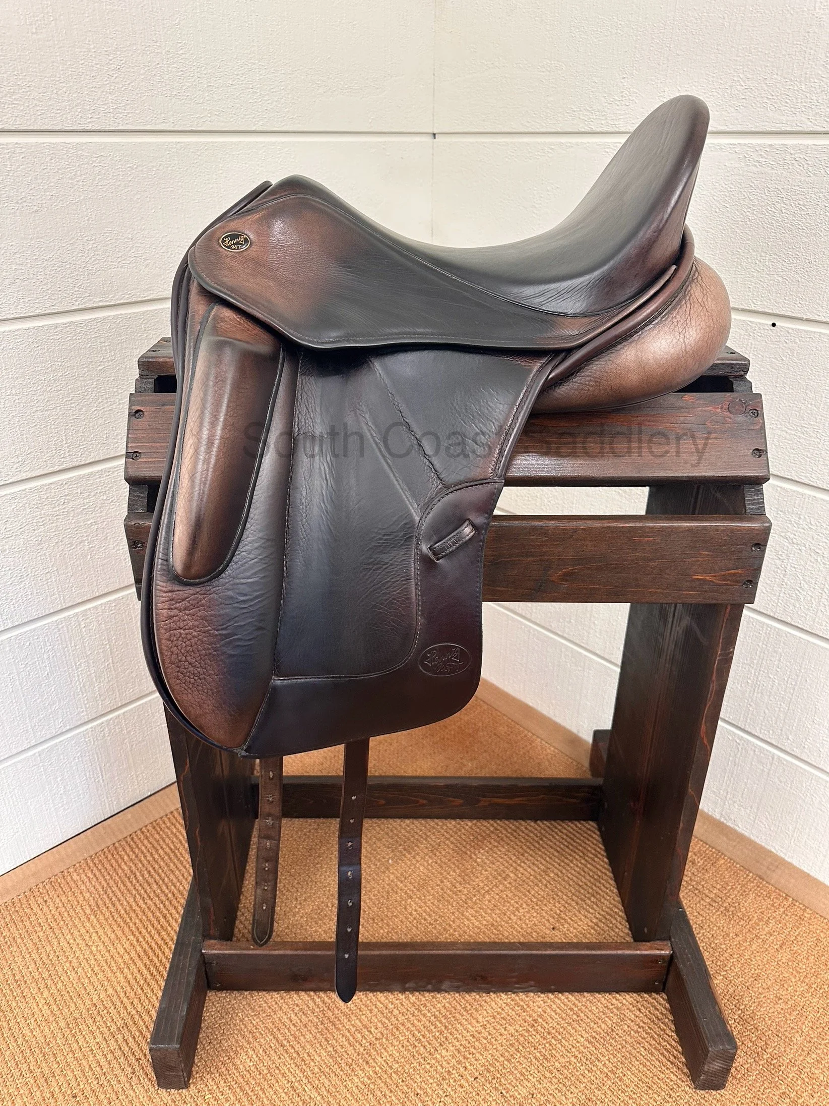 17/17.5" Hennig Custom Dressage Saddle - 2017 - Wool Flocked