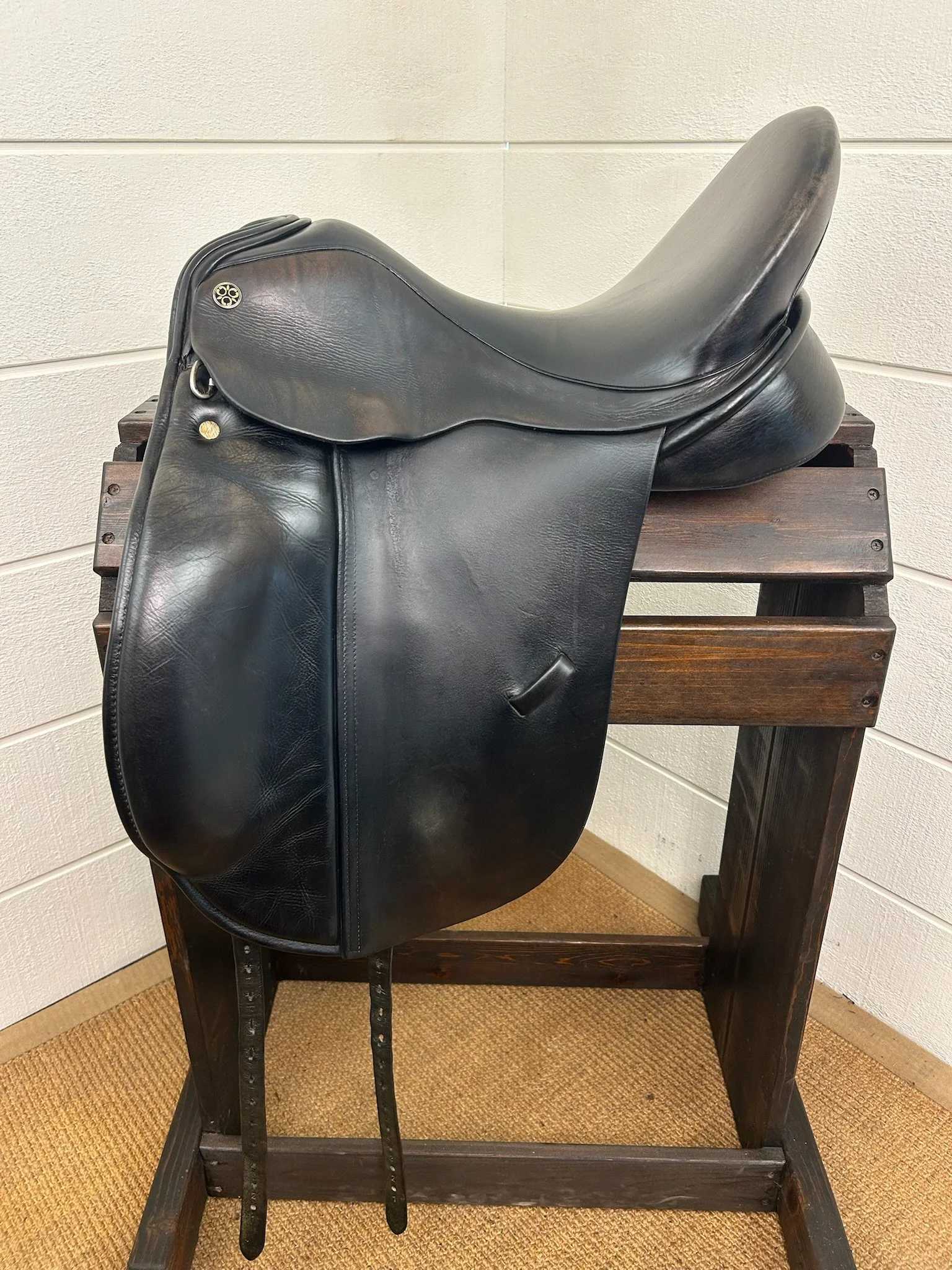 17" Trilogy Amadeo Elite Dressage Saddle - XW - Wool Flocked